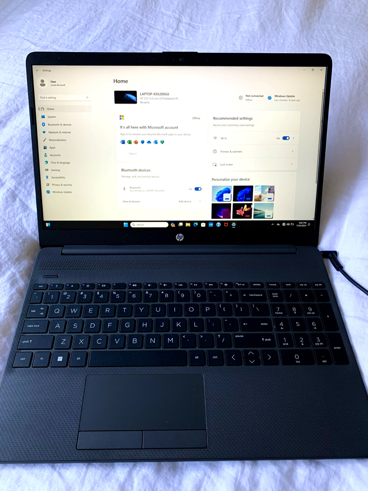 HP 255 15.6″ G9 Laptop, 16 GB RAM, 475 GB Storage, Brand New, Windows 11 Pro