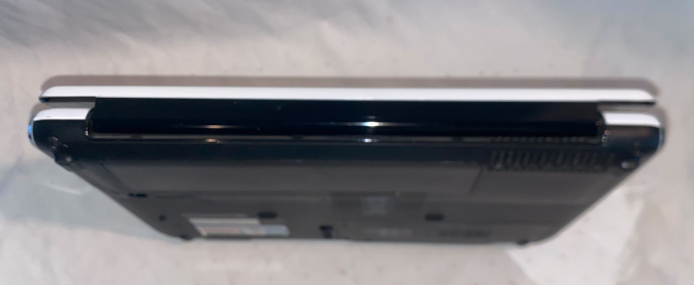 HP Pavilion Notebook DV4-1435dx, Core 2 Duo T6500, 4GB RAM, 120GB SSD