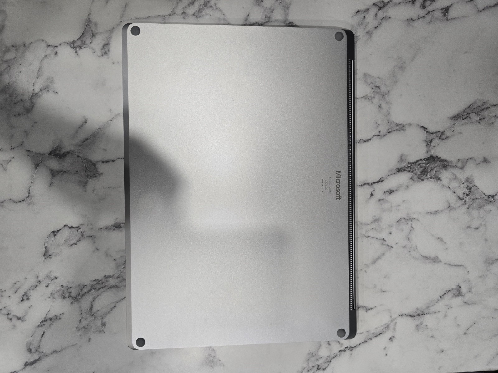 Microsoft Surface Laptop 5 13.5″ | i5-1235U | 8GB RAM | 512GB SSD | Touchscreen