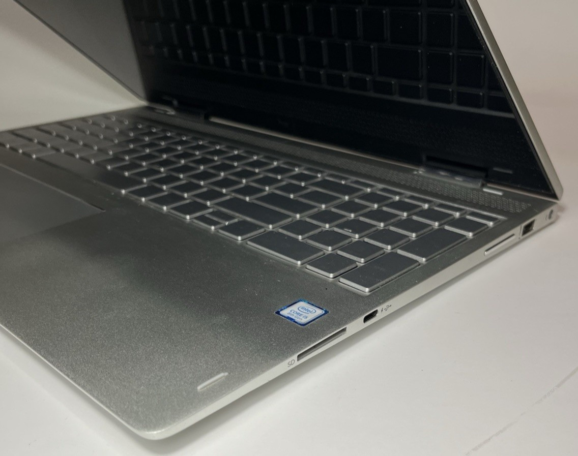 HP ENVY x360 15M-BP111DX 2n1 Intel i5-8250U @1.60GHz | 128GB | 12GB | W11P- READ