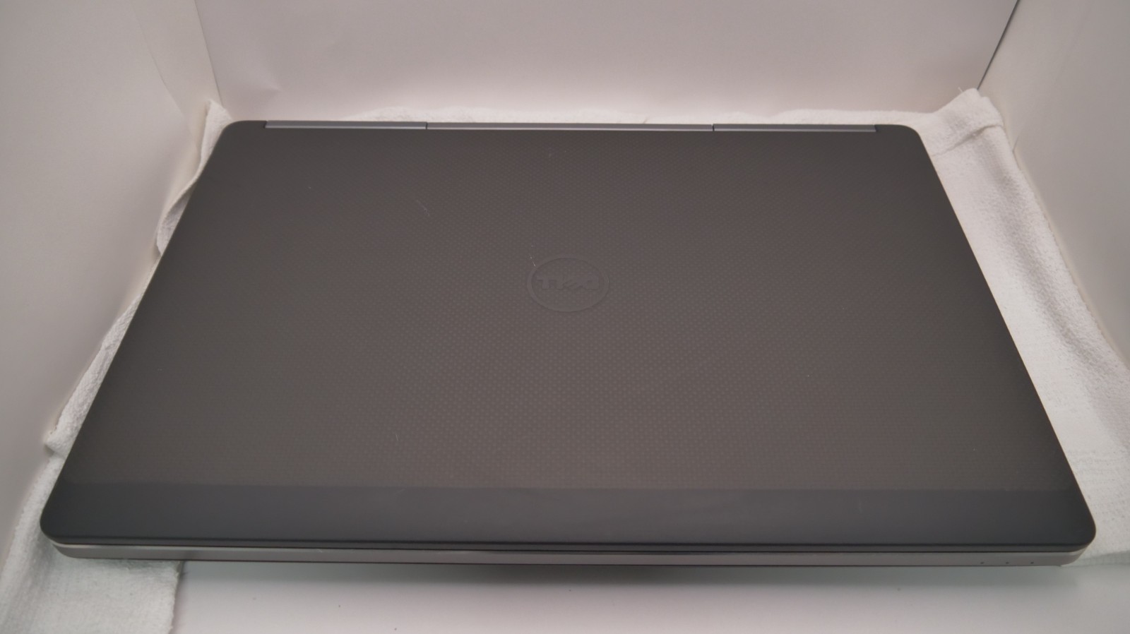 Dell Precision 7720 17.3″ Intel i7-7820HQ 32GB Quadro M1200 768 SSD Storage