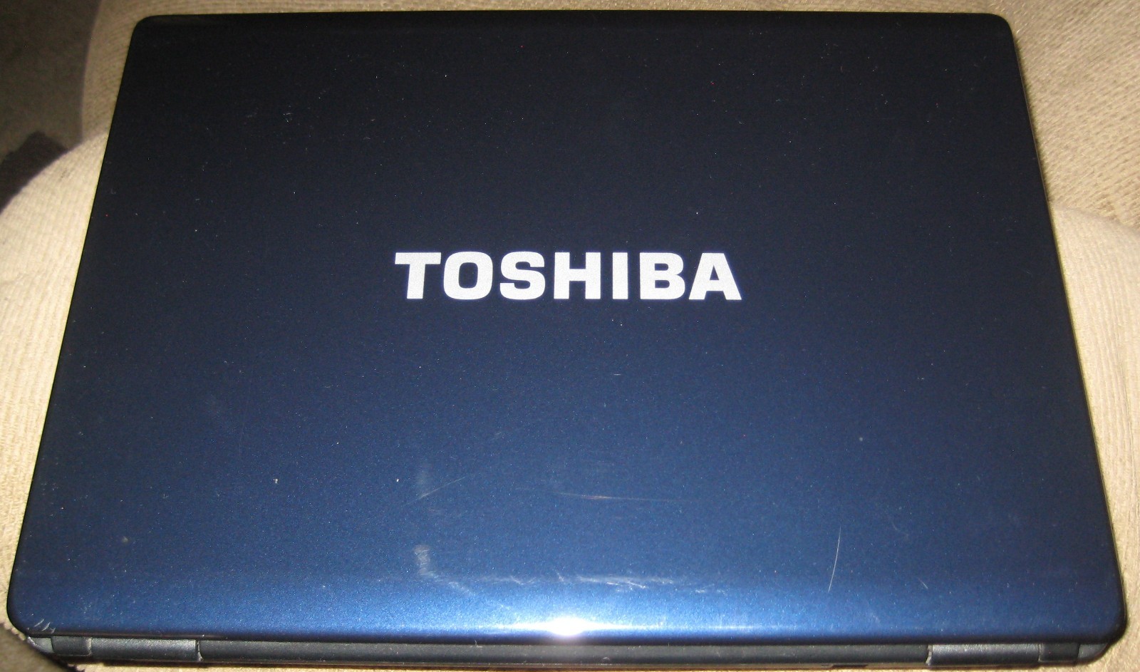 Toshiba Satellite L305-S5941 Laptop, Intel Core 2 Duo, 3GB RAM, 200GB HDD, Win 7