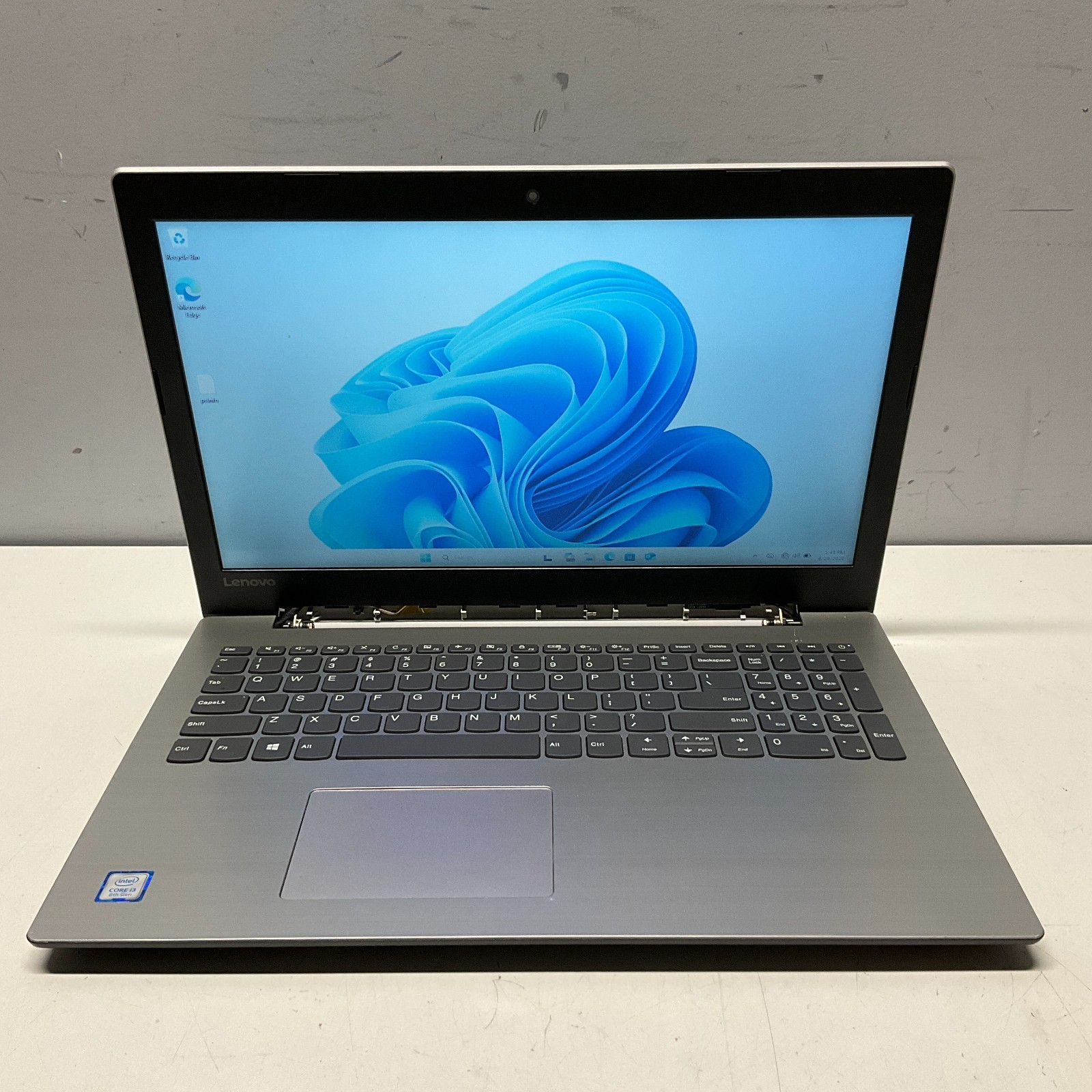 Lenovo Ideapad 330-15IKB 15.6″ Intel Core i3-8130U @2.20GHz 4GB RAM 1TB HDD