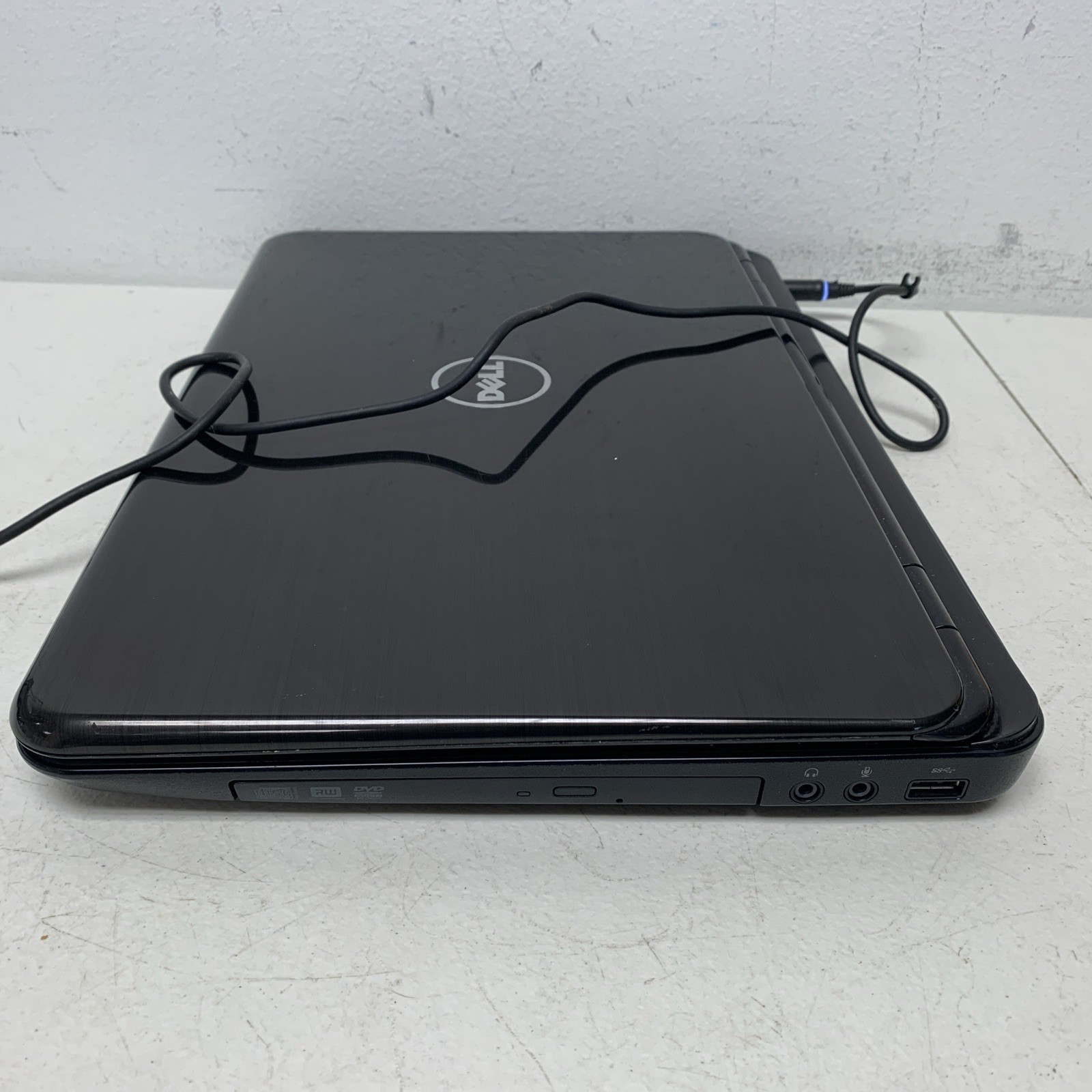 Dell Inspiron N5110 Intel i3-2310M 2.1GHz 4GB No Hd No System For Parts