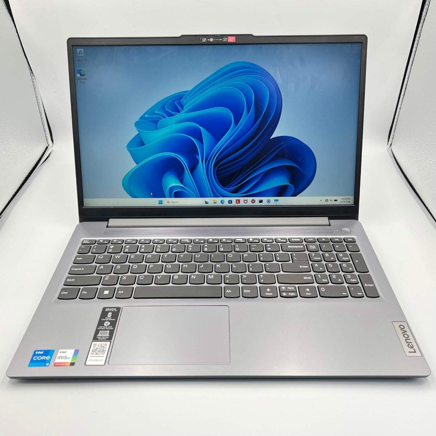 Lenovo IdeaPad 3i 15IRU8 15.6″ i5-1335U 1.3GHz 16GB RAM 256GB SSD