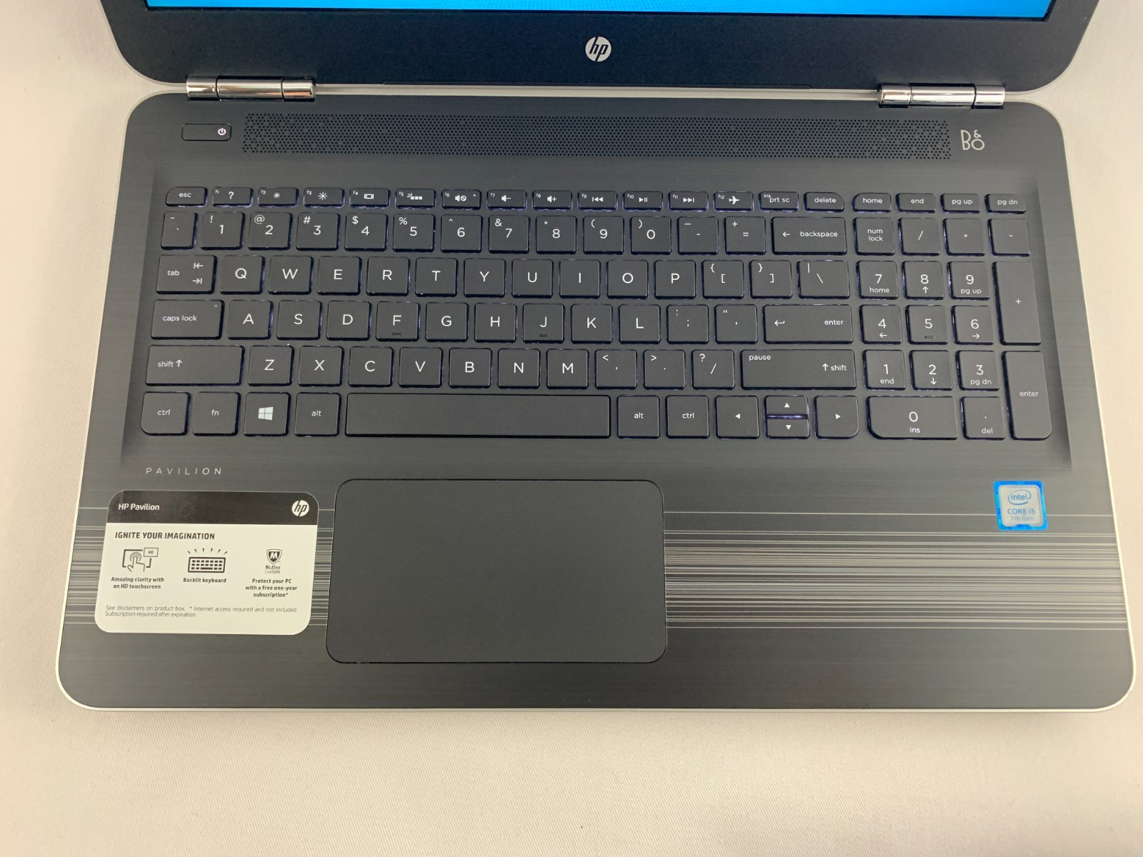 HP Pavilion 15-au123cl Laptop Intel Core i5-7200U 2.5GHz 12GB RAM 1TB HDD W10H