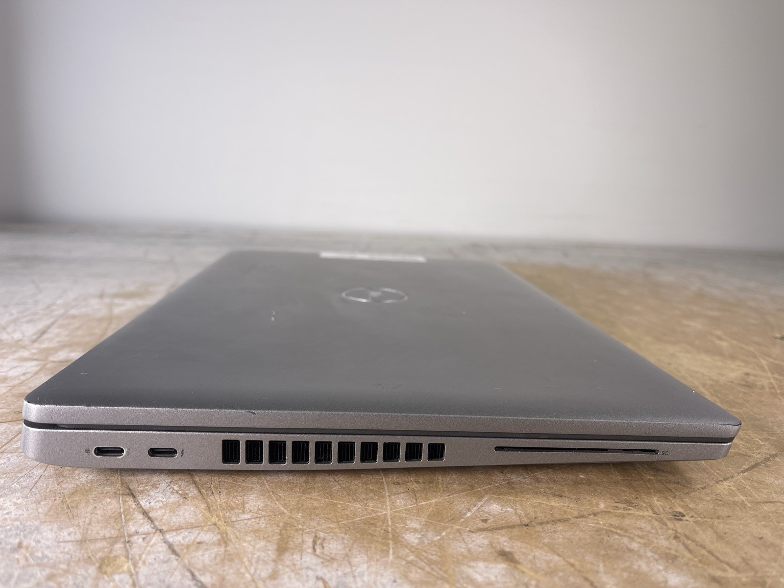 DELL LATITUDE 5520 i5-1145G7 @ 2.60GHz, 8GB RAM, NO HDD/OS – (FOR PARTS)