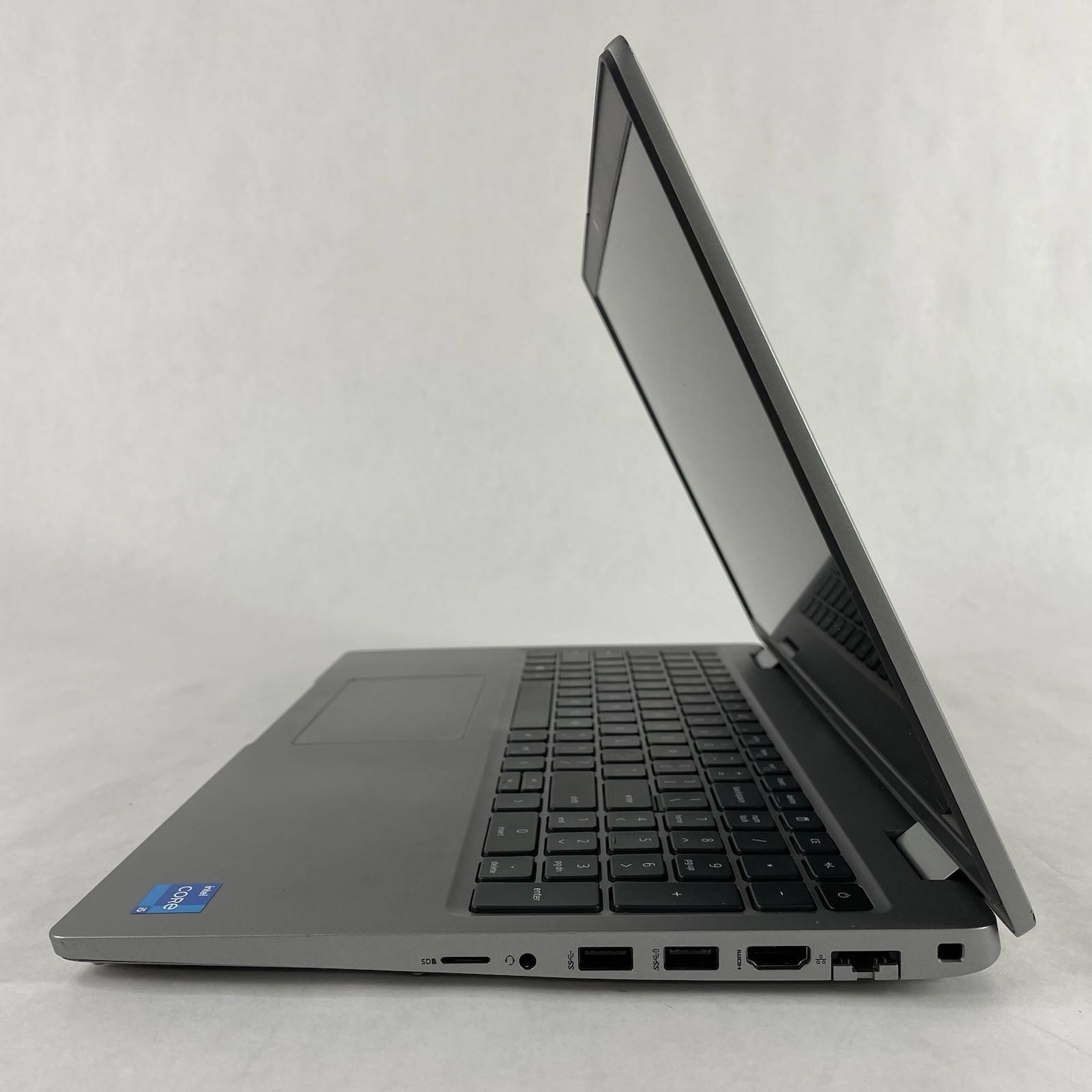 Dell Latitude 5520 15.6″ i5-1135G7 2.40 GHz 8GB RAM No SSD No OS No Battery READ