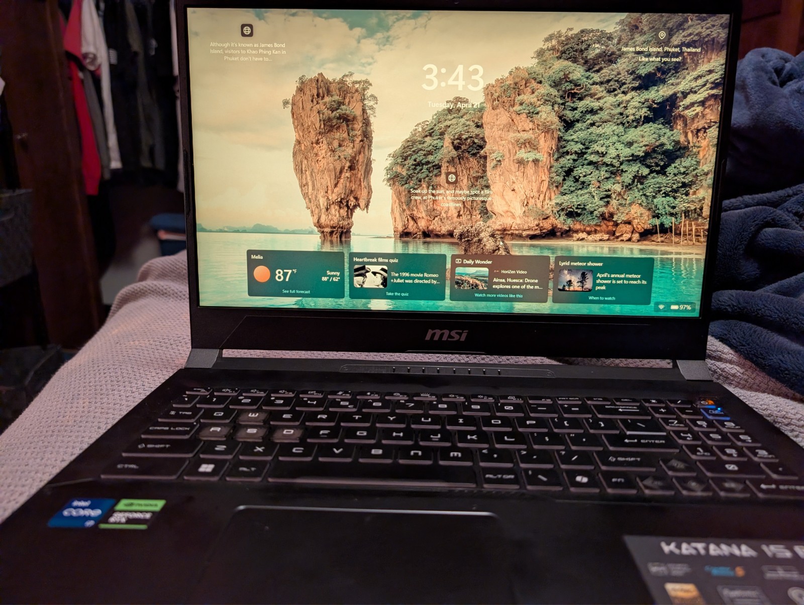 MSI Katana Gaming Laptop 15 15.6 inch 144hz very lightly used 16 GB RAM 1 TB SSD