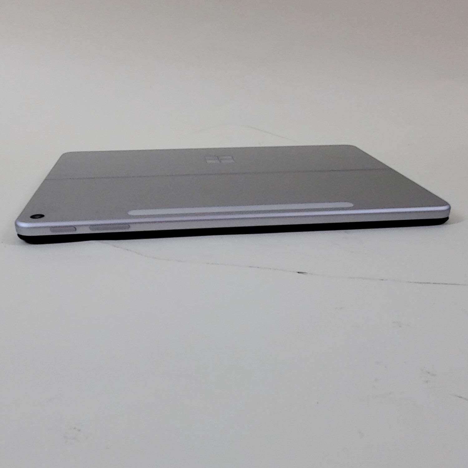 Microsoft Surface Pro 2109 12″ Snapdragon X Plus 3.3GHz 16GB RAM 256GB SSD