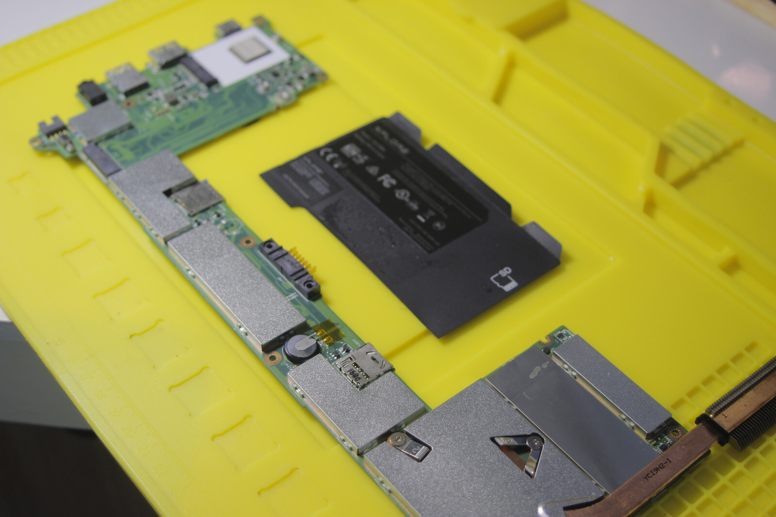 Xplore iX125R1 Motherboard replacement working condition.