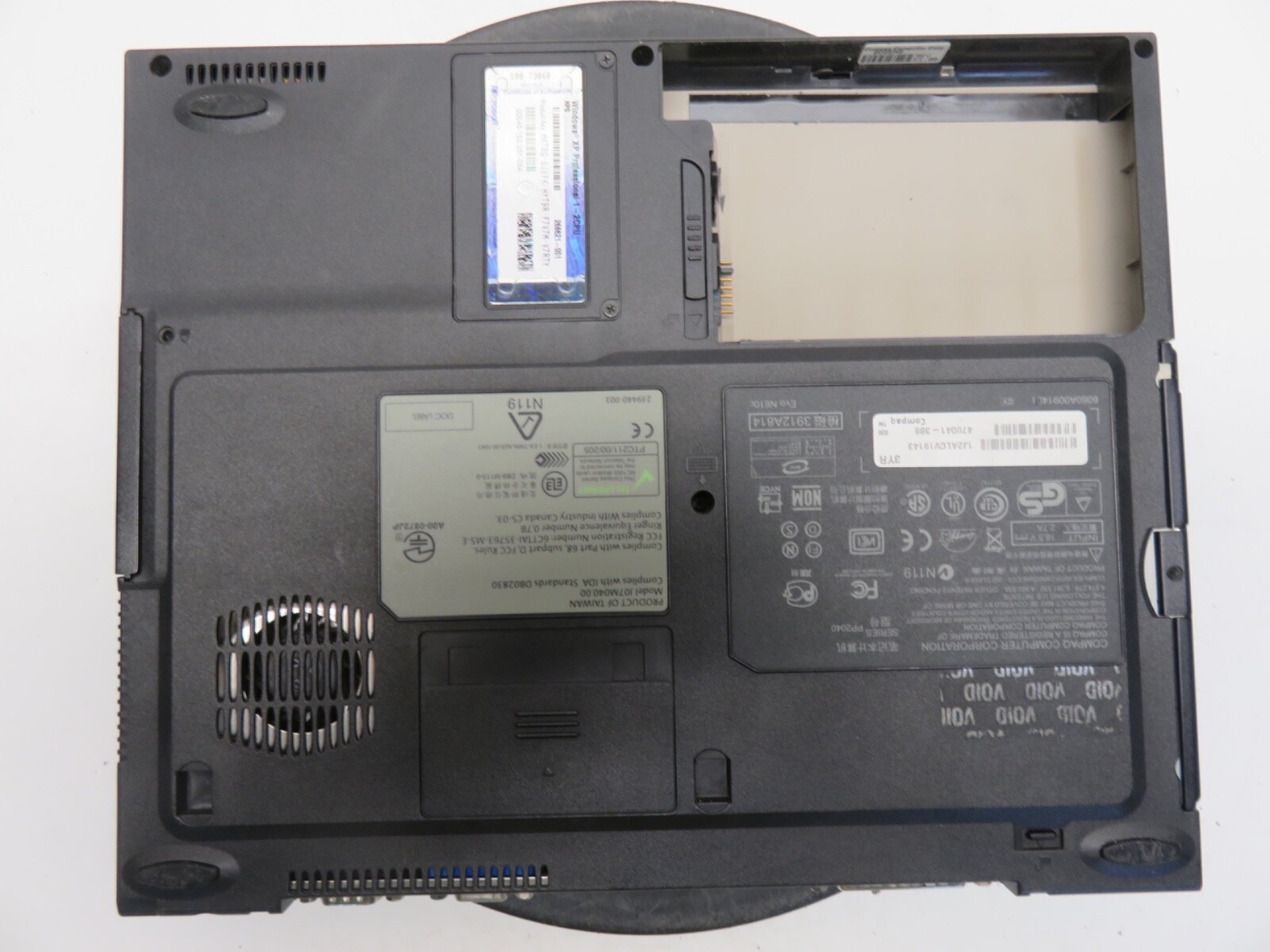 Compaq Evo NC610 Intel Pentium 4 1.8GHz 512 MB NO HDD No Batt