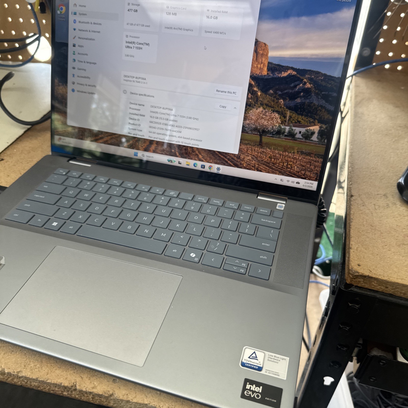 dell inspiron 16 7640 2in1 I7 Ultra 16GB 512GB NVMe Windows11 Great Condition