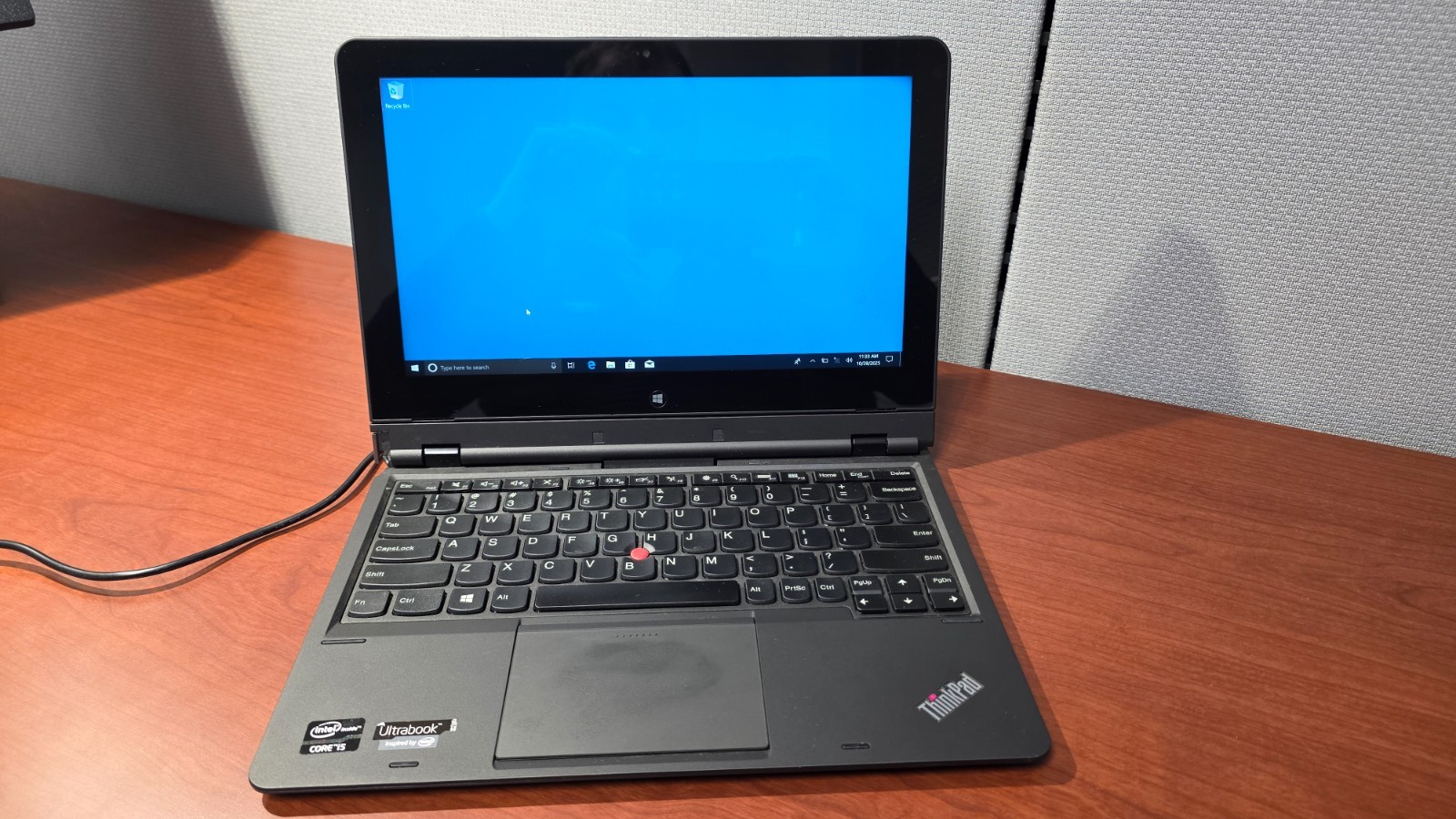 Lenovo ThinkPad Helix Ultrabook 2-in-1 Intel Core i5-3427U, 4gb RAM, 180gb HD
