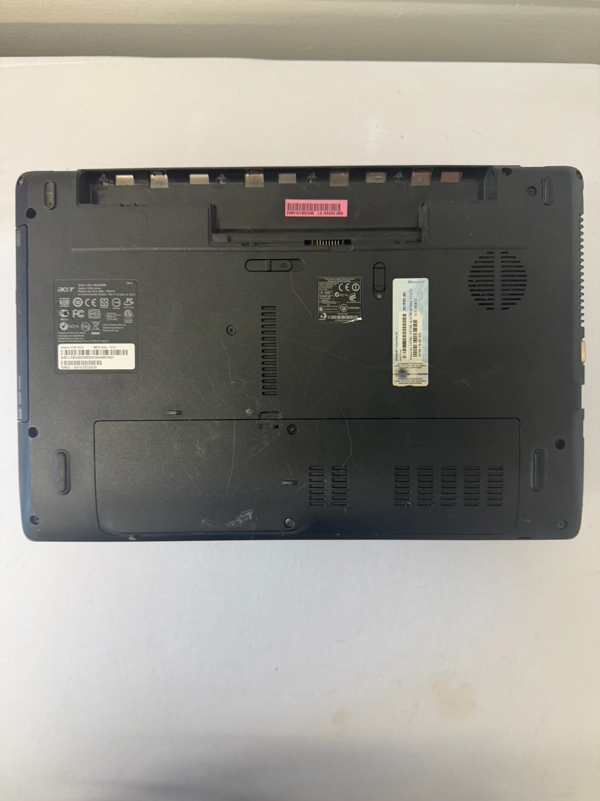 Acer Aspire 5336-2524 Laptop – Good Screen – Intel Celeron 900 – Read Des