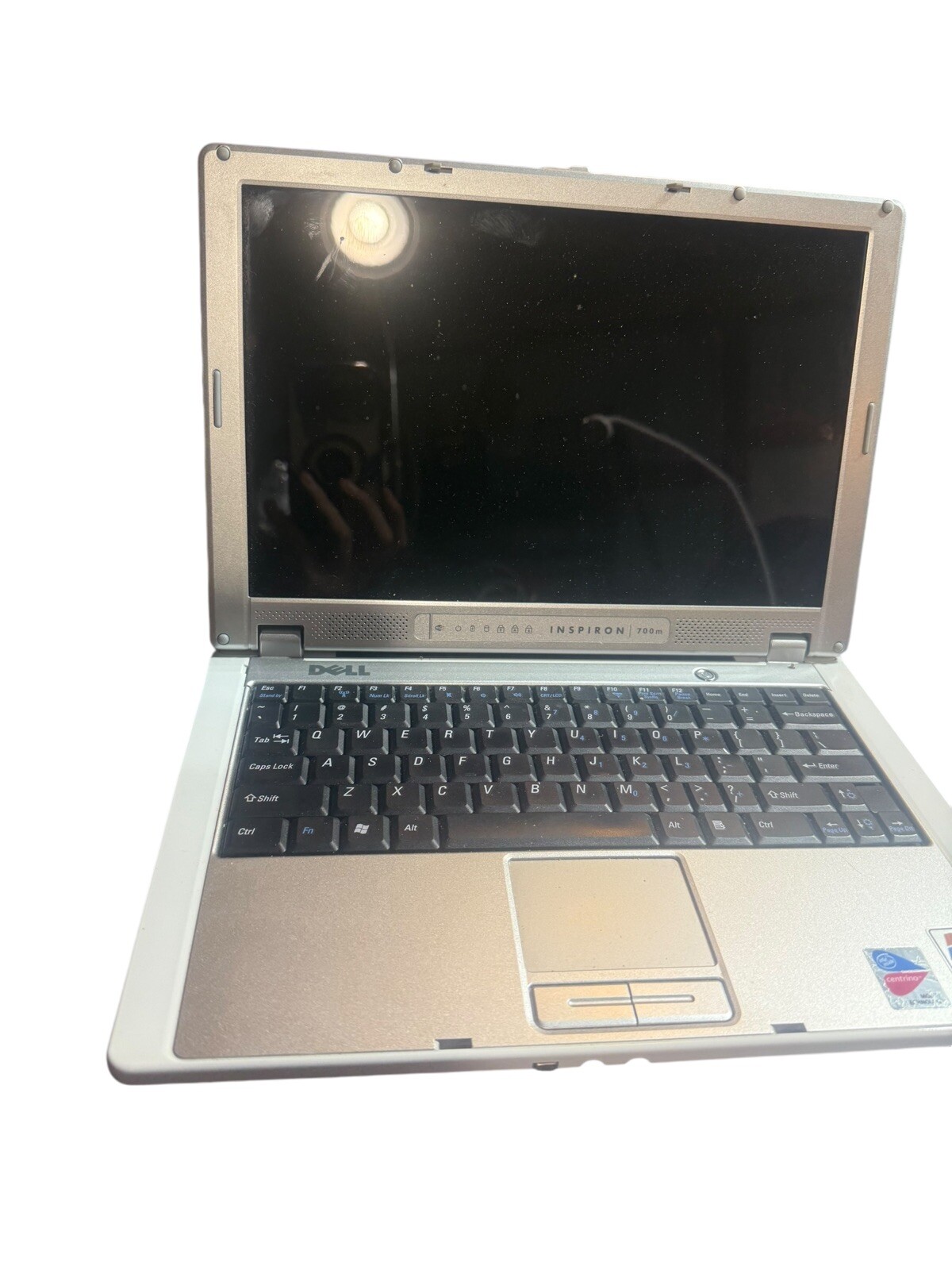 Dell Inspiron 700m 12.3″ Intel Pentium M 745 1600 MHz 1 GB RAM 0 GB HDD