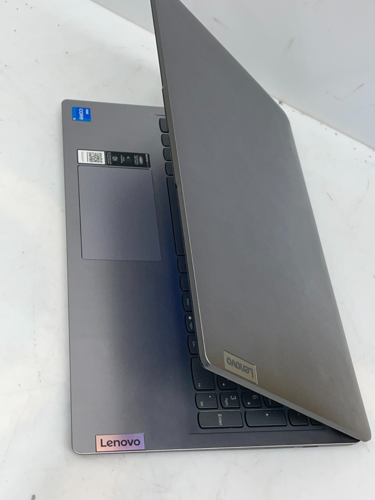 Lenovo IdeaPad 1 15IAU7 15.6″ i5-1235U 8GB DDR4 256GB SSD Windows 11 Touchscreen