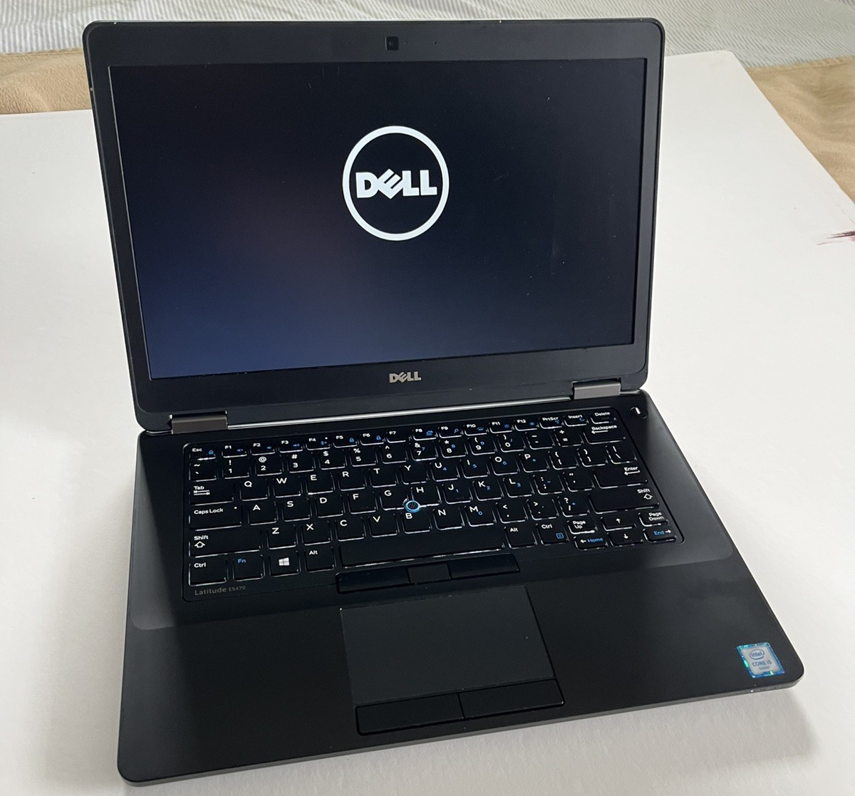 Dell Latitude E5470 14″ 256GB Intel Core i5 6th Gen 2.40 GHz 8GB Laptop Win 10