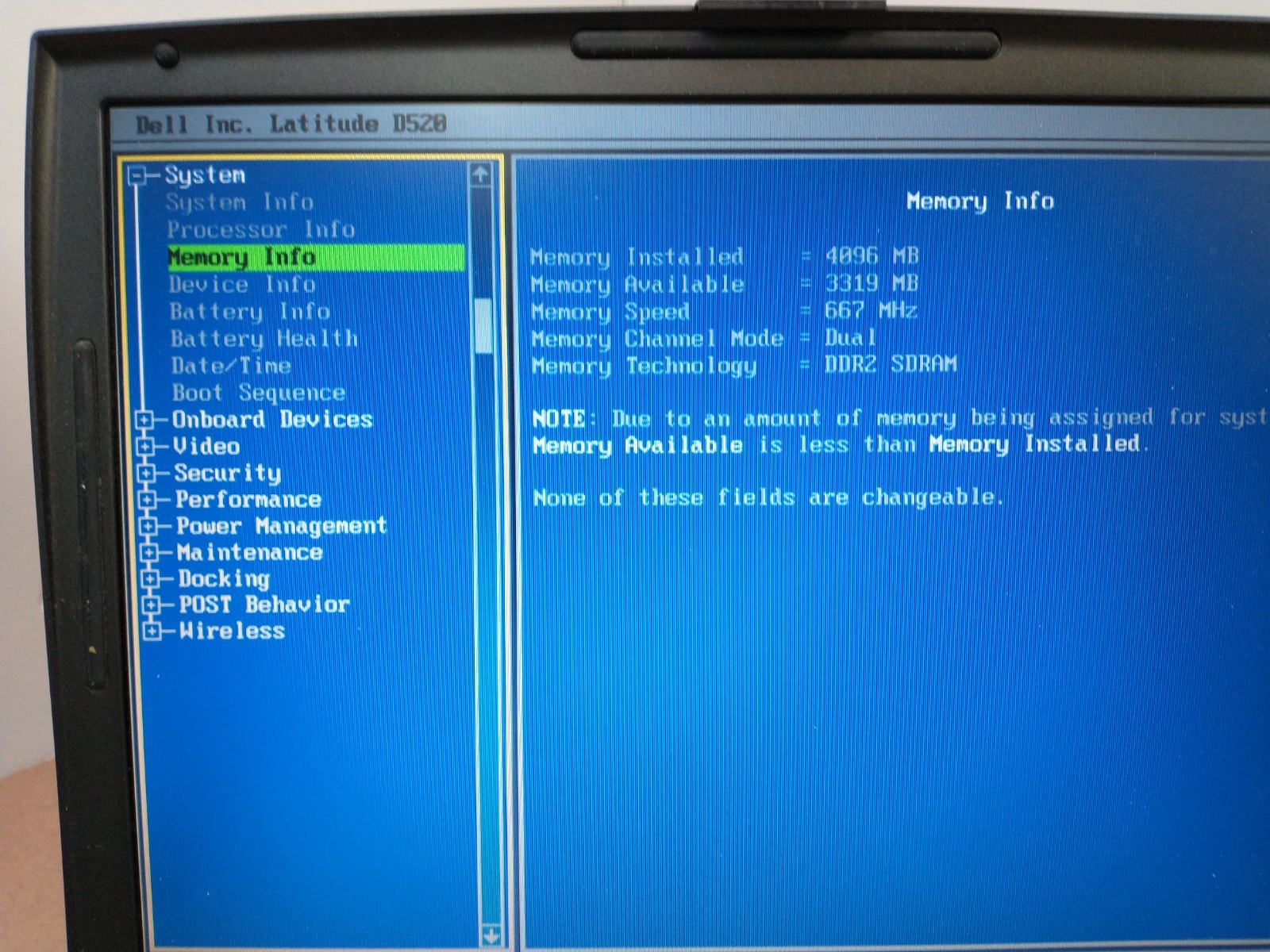 Debian12 Dell Latitude D520 – 15″ LCD/1.83GHz/4GB RAM/1TBGB HDD/SERIAL/Bluetooth