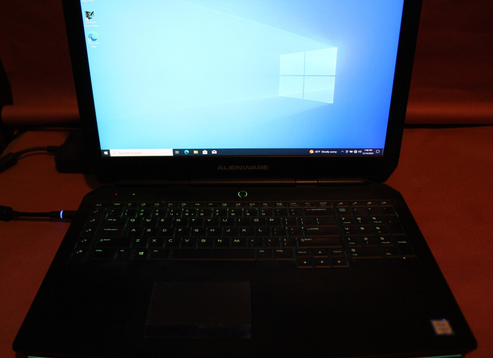 Alienware 17 R3 i7-6th Gen – 32GB – 1.5TB NVMe SSD – UHD – GTX 980M Win 10 Pro
