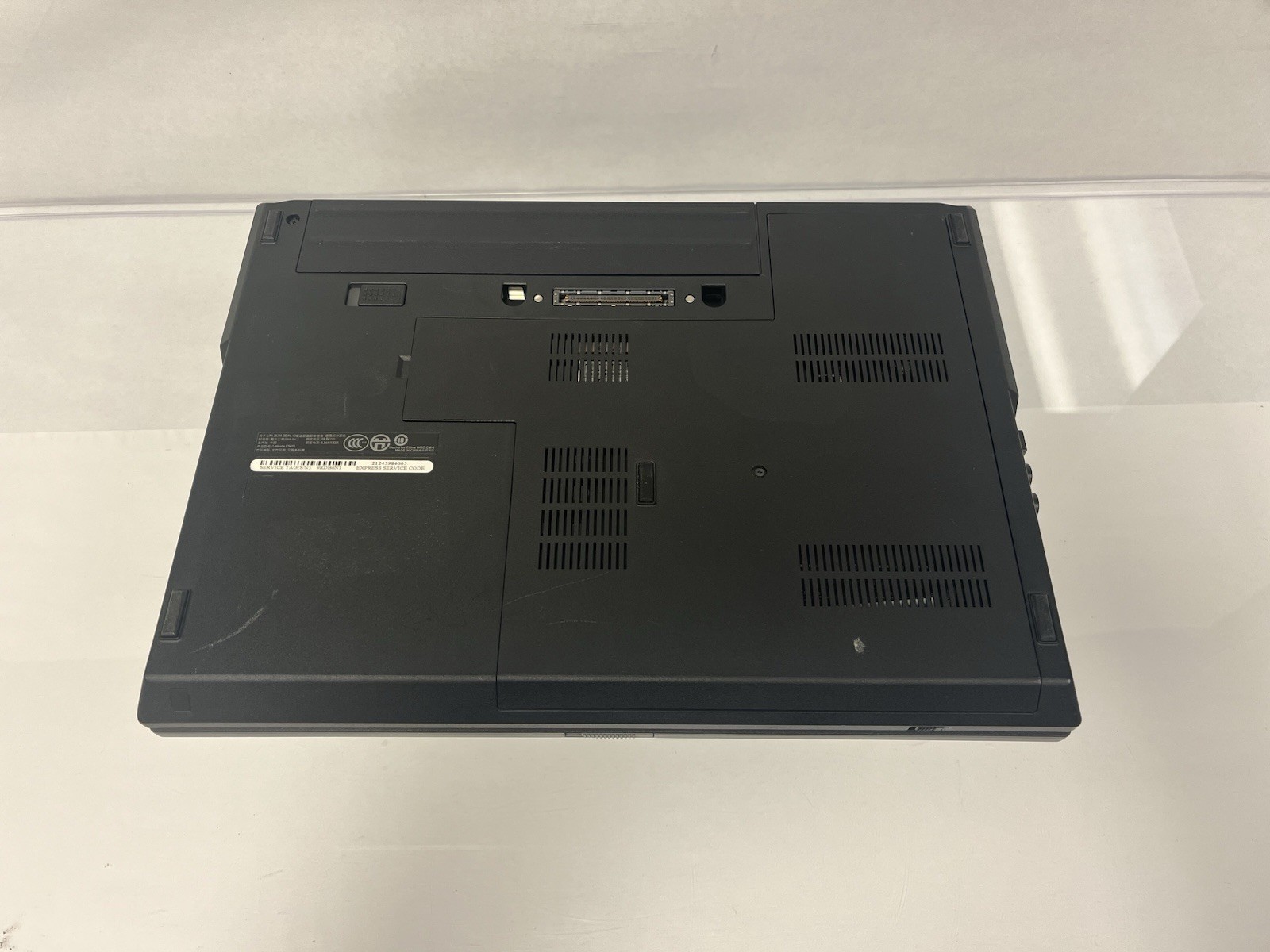 Dell Latitude E5410 i5 M 520 2.40GHz 4GB RAM 160GB HDD NO OS #2