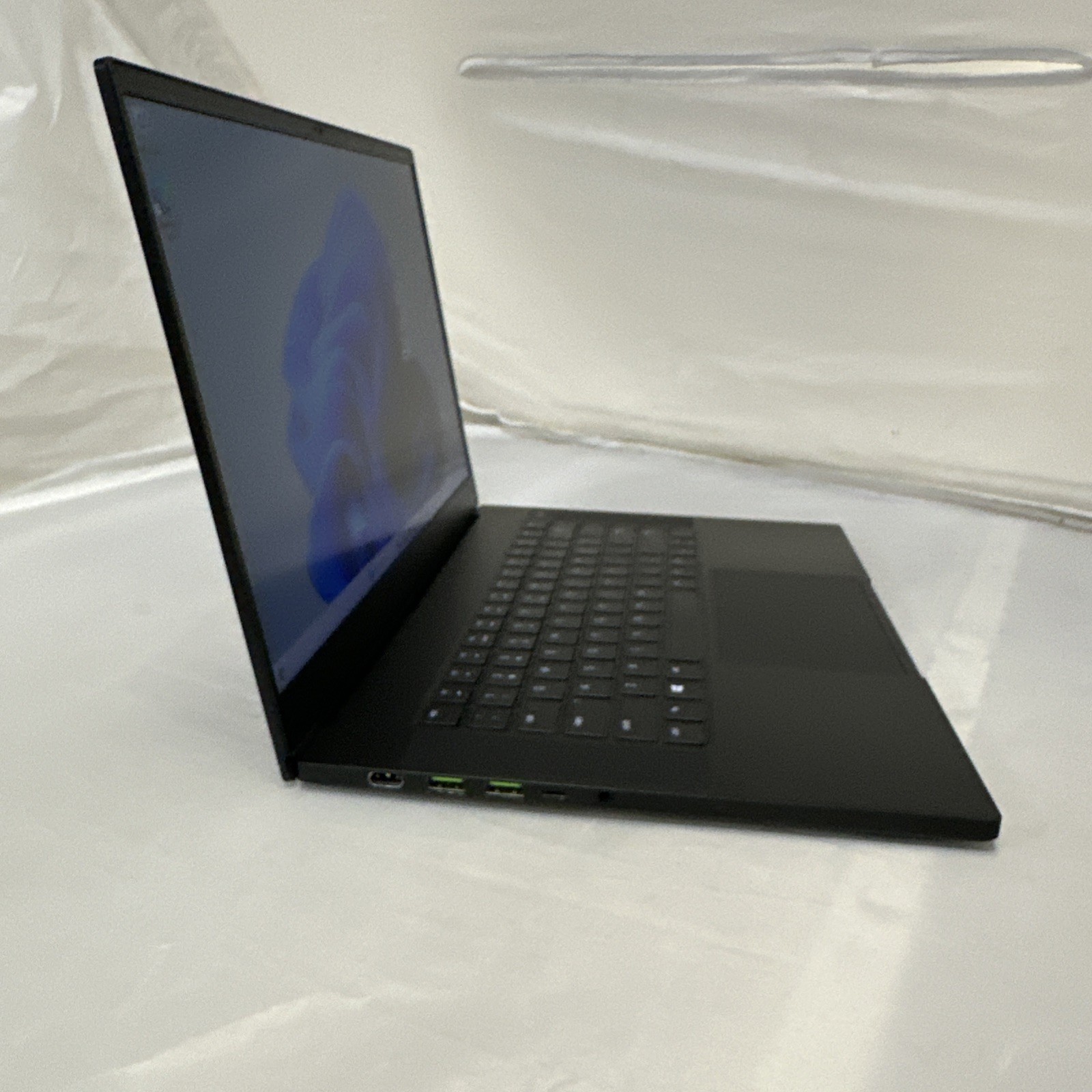 Razer Blade 15 Advanced Model – QHD 165Hz – GeForce 8GB RTX 3070 -RZ09-0409BEC3