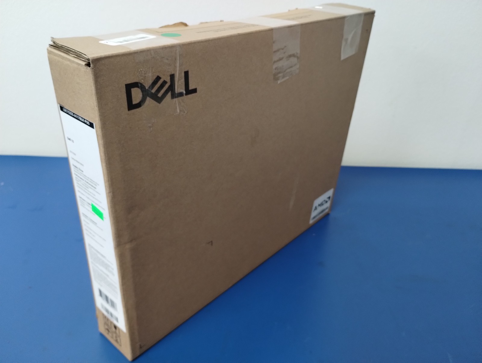 DELL 15 DC15255 G8MK9, AMD Ryzen 7 7730U, 2.00 GHz, 16 GB RAM 512 GB NVMe SSD