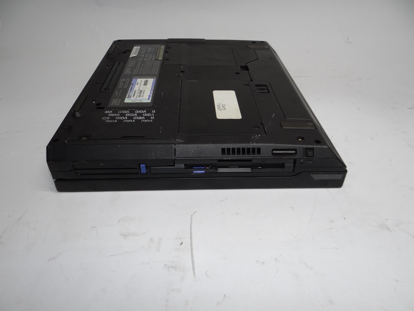 Vintage IBM ThinkPad A31 Type 2652 Laptop Boots to BIOS