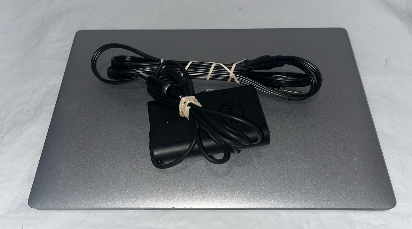 Dell Latitude 5410 i7-10610U@1.80GHz, 16GB RAM, 250GB M2, Win 11 Pro *READ*