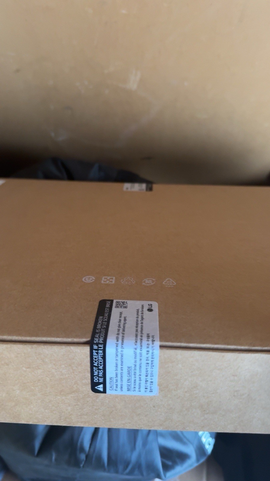 LG gram Pro 17″ WQXGA, Win11, Core Ultra 9, 32GB RAM, 2TB SSD, RTX 5050 Laptop