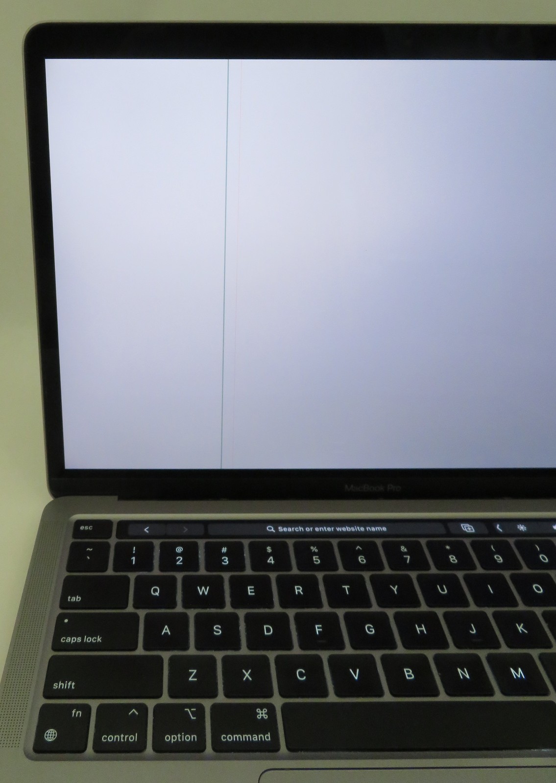 Apple Macbook Pro 2020 13in Retina M1 16GB RAM 512GB macOS Tahoe A2338