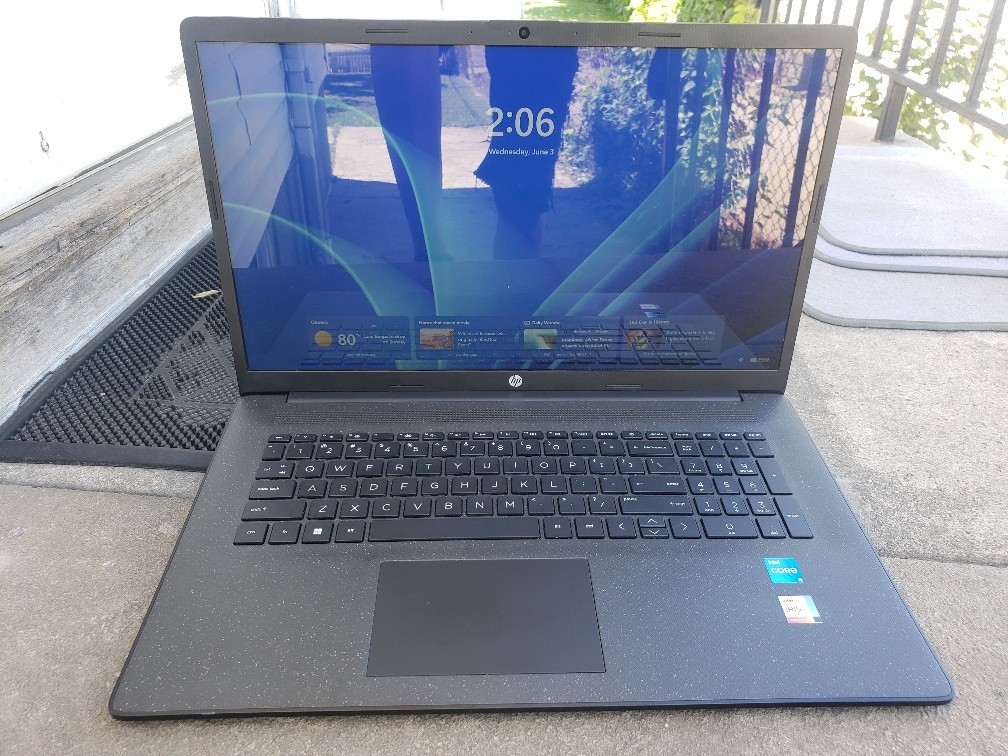 17.3″ HP 17T-CN200 12TH GEN CORE i5-1235U 256GB SSD 16GB RAM WIN11H LAPTOP