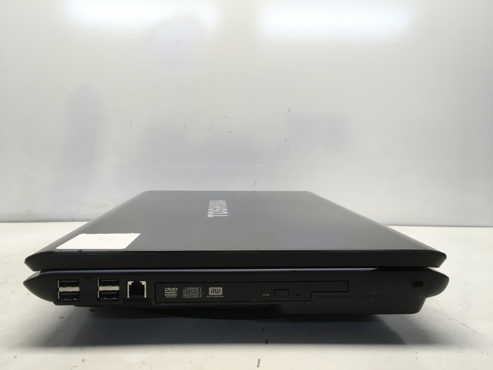 Toshiba Satellite P205D-S8804 AMD 64 X2 TL-60 2GHz 3 GB NO HDD No Batt
