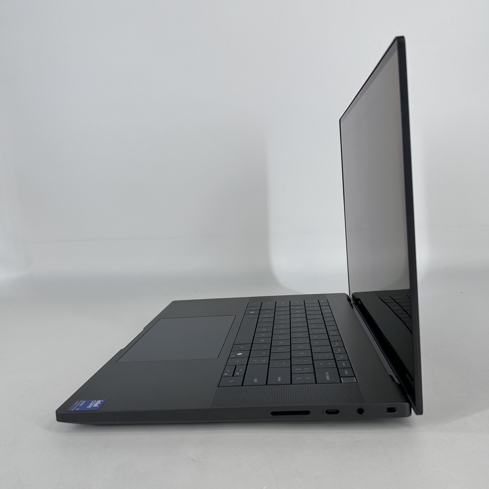 Dell Pro Max 16 Premium MA16250 UHD+ TOUCH Ultra 7 265H 32GB 1TB RTX PRO 1000