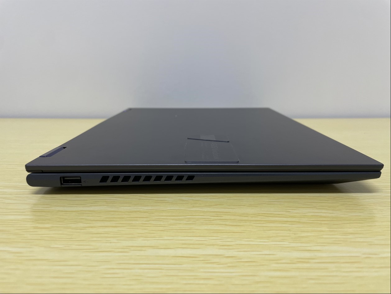 Asus VivBook S14 Flip Touch 14″ i3-1220P 1.5Ghz 8GB RAM 256GB NVMe Laptop Win 11