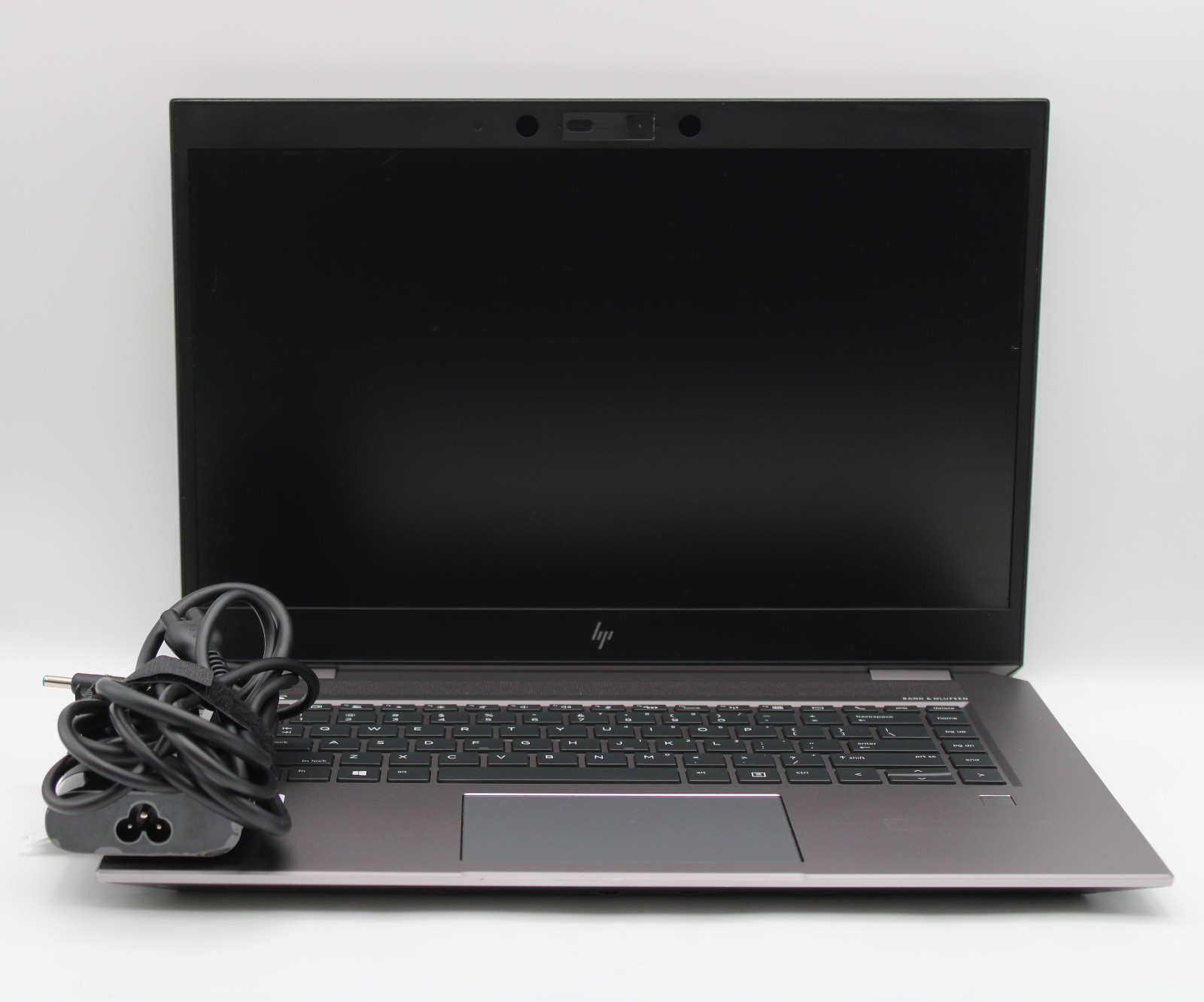 HP ZBook Studio G5 i9-9880H @ 2.3 GHz 32GB RAM 256GB SSD Win11H P2000