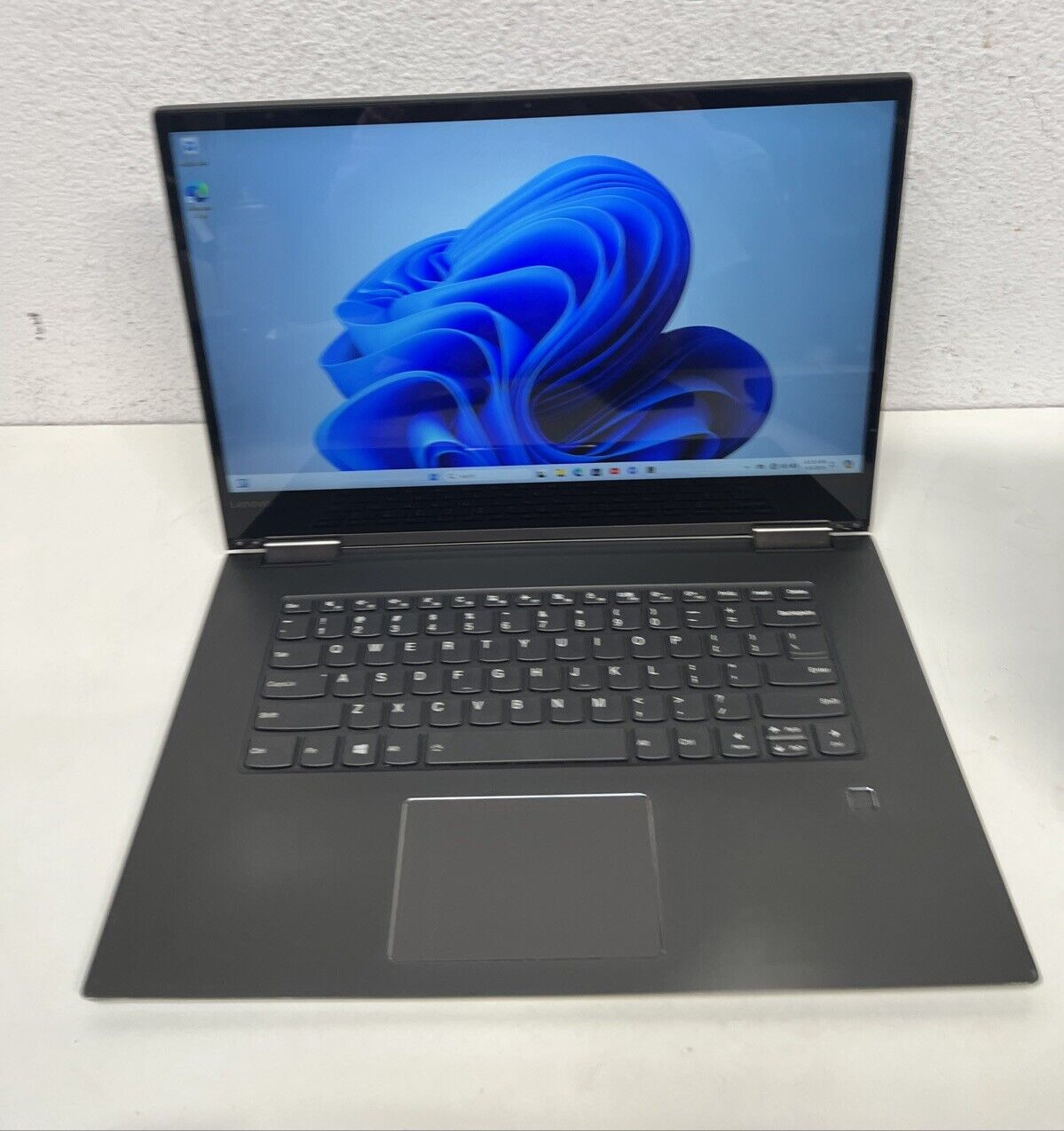 Lenovo YOGA 700-11ISK TOUCH 2-IN-1 Intel Core i5-8250U 1.60GHz 8GB 256 SSD Win11
