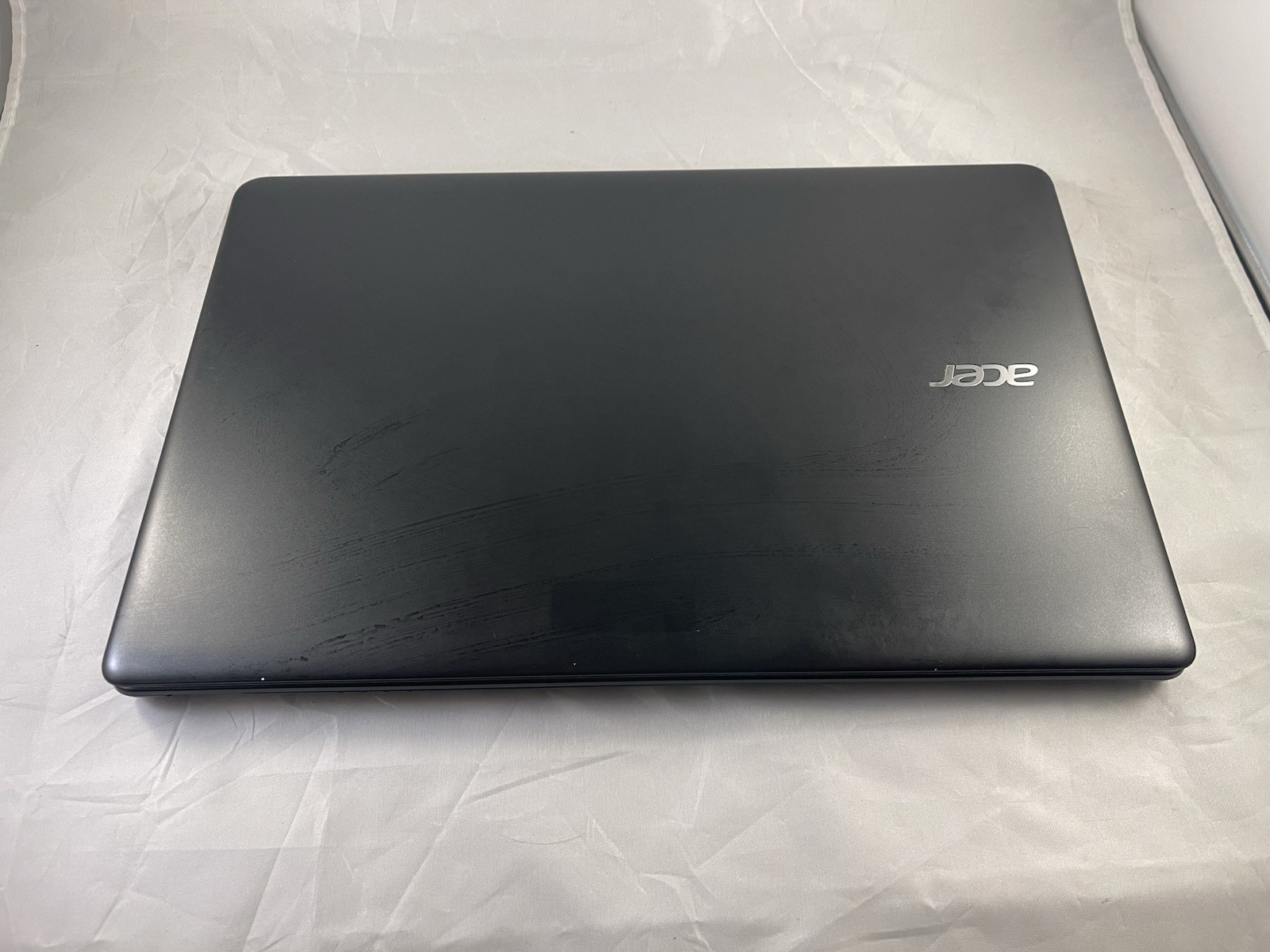 Acer Aspire E1-522 5423 Laptop – AMD A4-5000 1.5GHz, 4GB RAM, 500GB HDD, Win10
