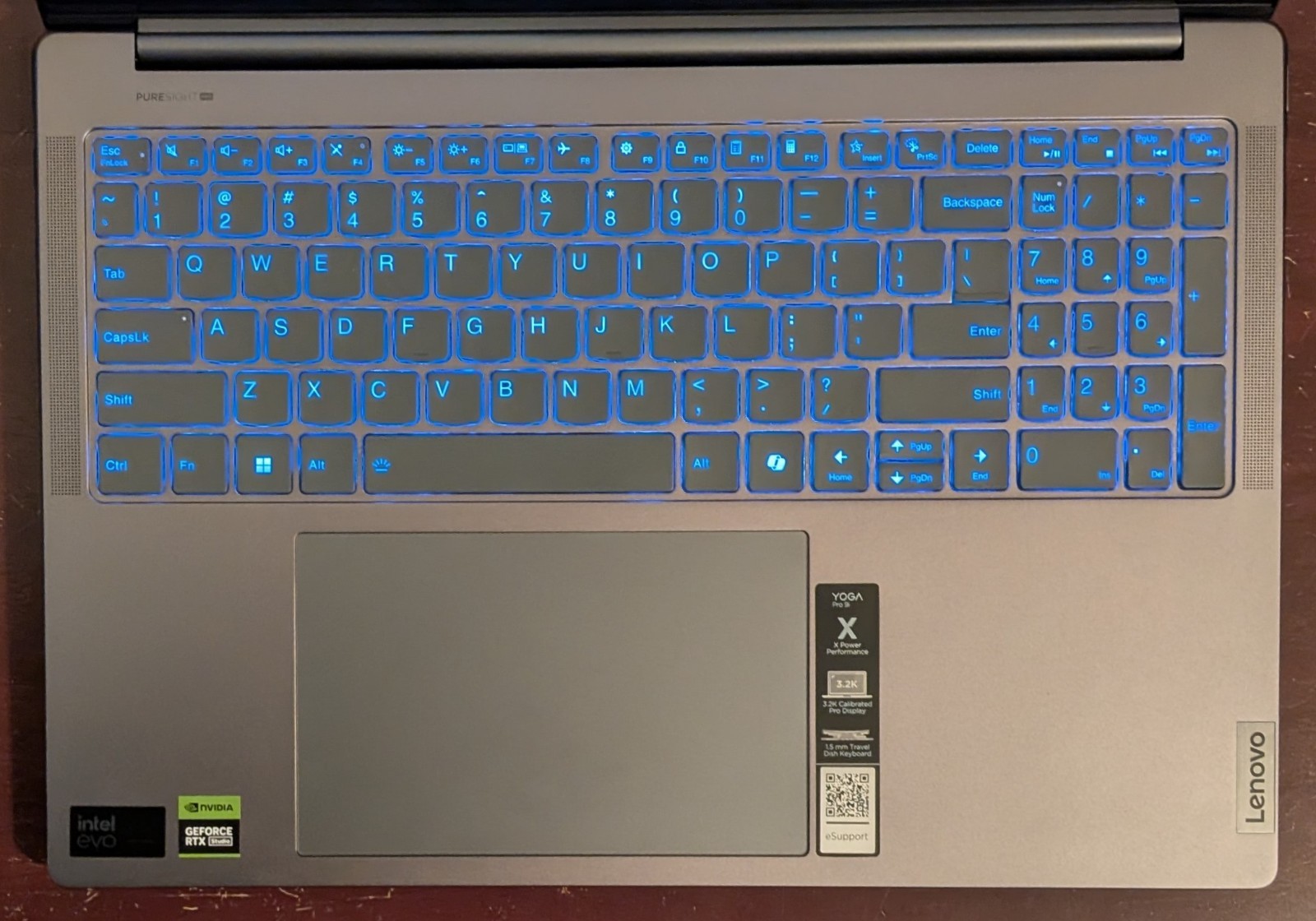 Lenovo Yoga Pro 9i 16″ 3.2K 165Hz (Core Ultra 9 185H, 32GB/1TB SSD, RTX 4050)