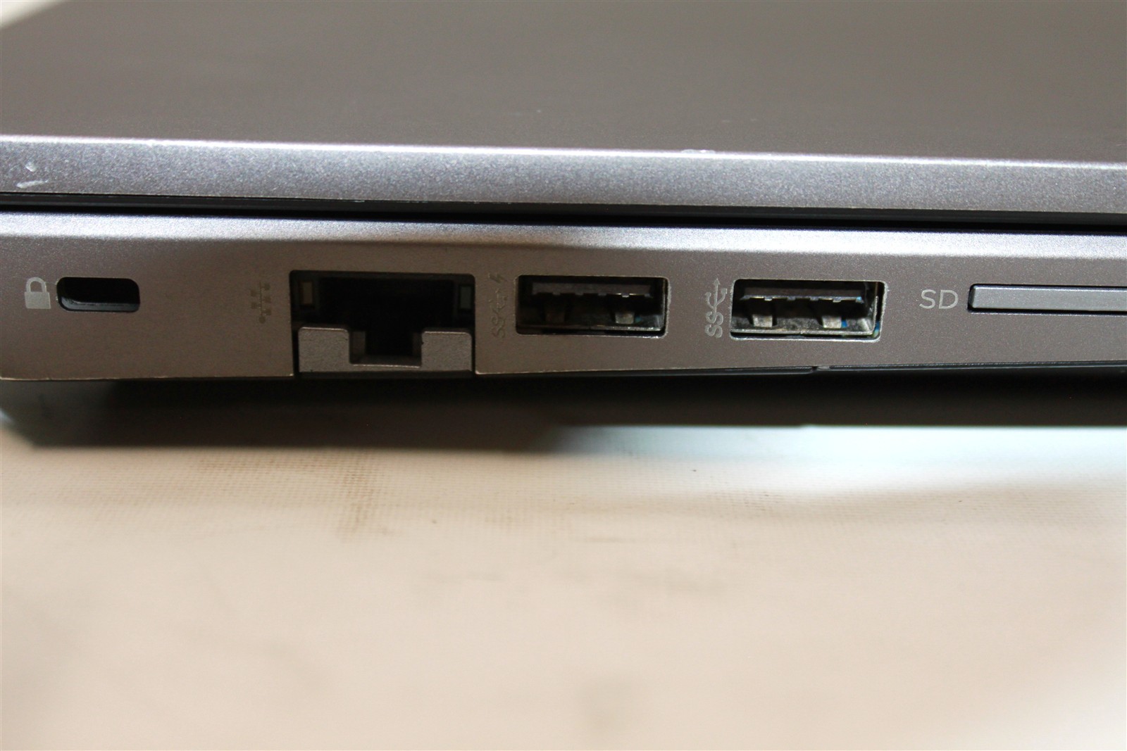 HP ZBook 15 G6 Intel E-2286M 2.5GHz 48GB 512GB NVMe Quadro T2000 Windows 11 Pro