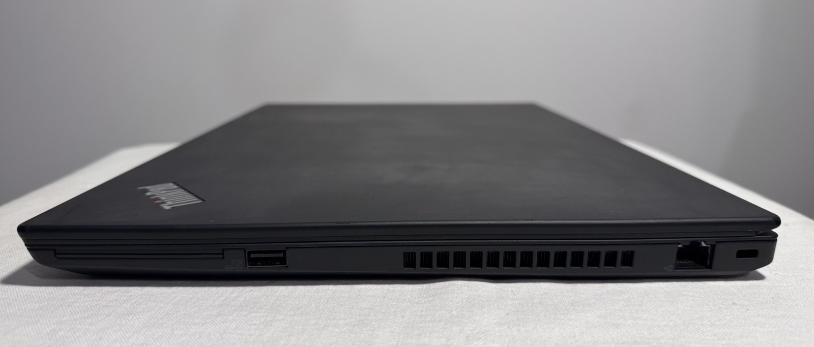 LENOVO ThinkPad T15 Gen1 i7 15.6″ 8GB RAM 512GB SSD WIN11P