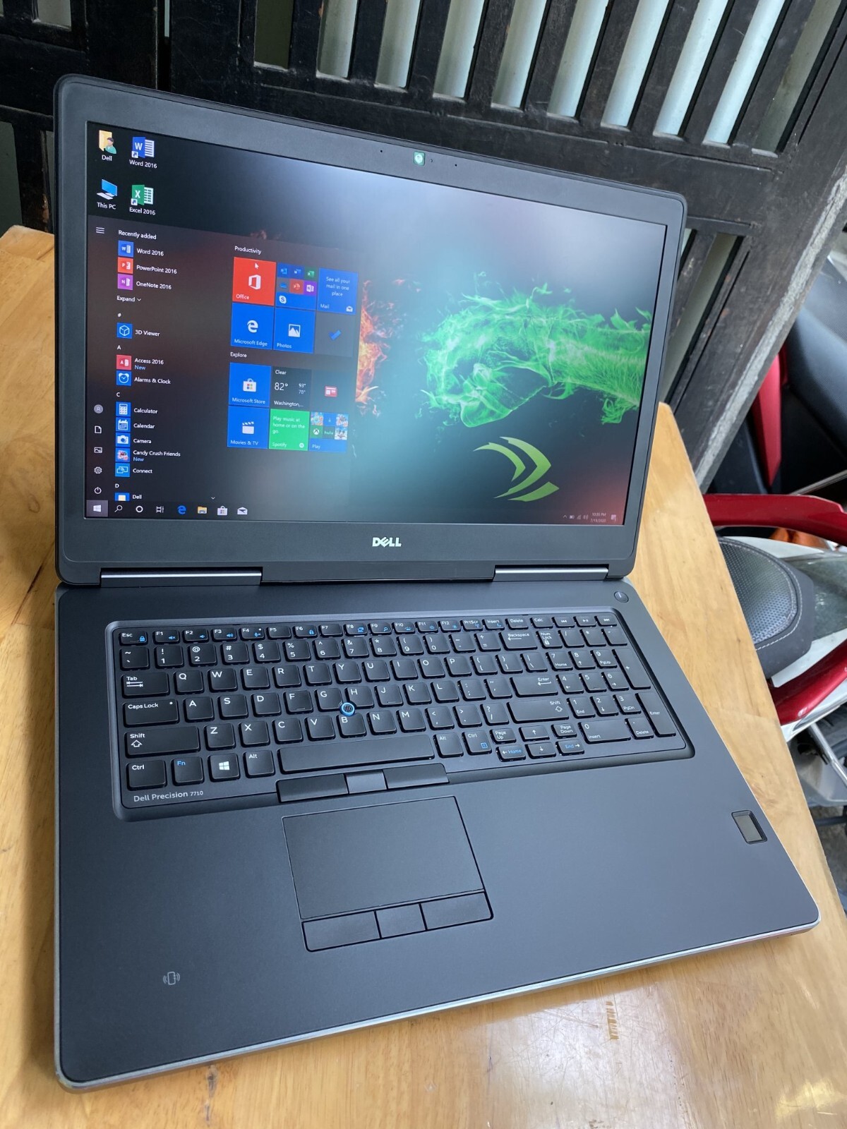 Workstation DELL 7710 17.3″ FHD Xeon E3-1545M 4TB NVMe+SSD 64GB M5000M 8GB DOCK