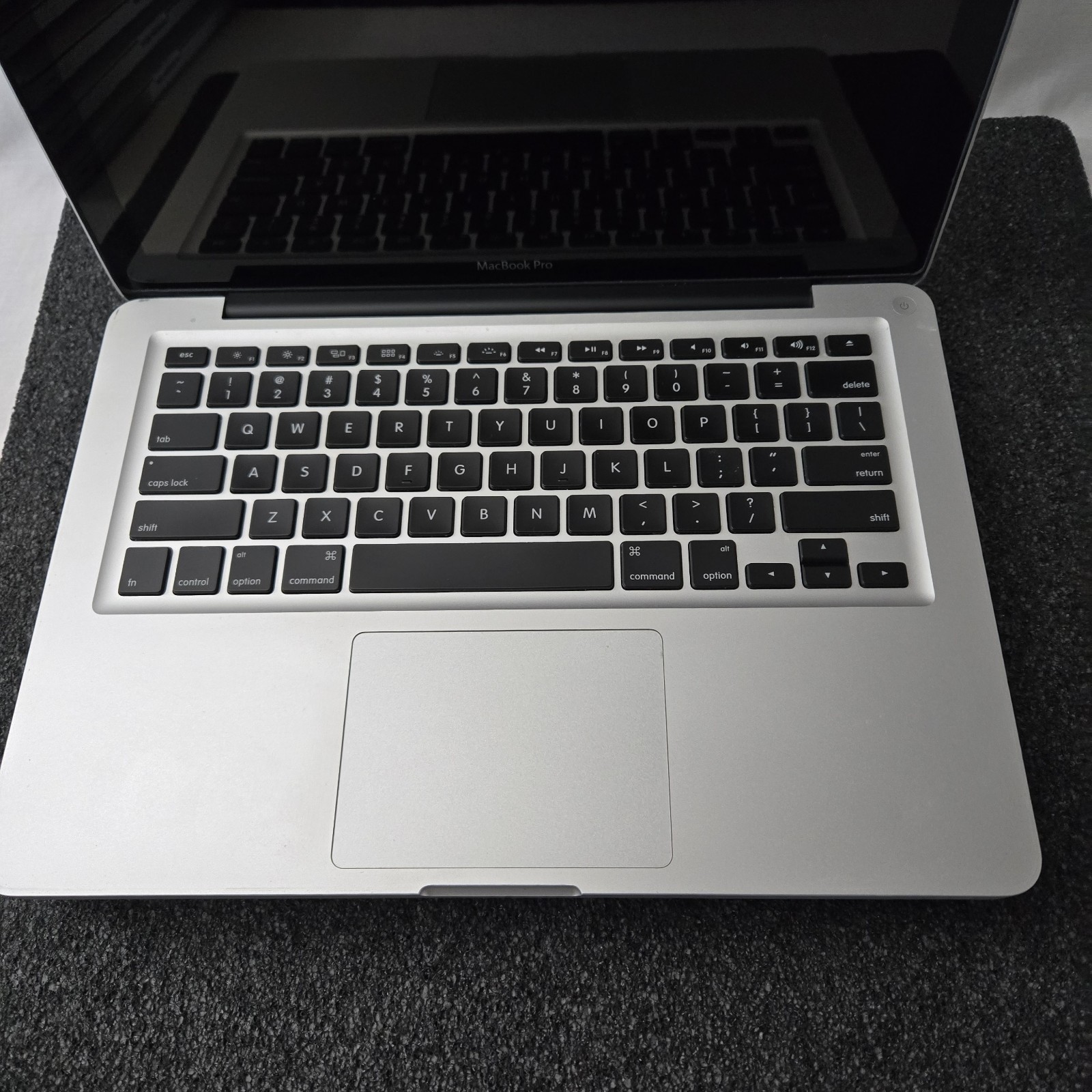 Lot of (7) Apple MacBook Pro A1278 intel i5 2.3 & 2.5 – Mixed Ram & HDD – PARTS