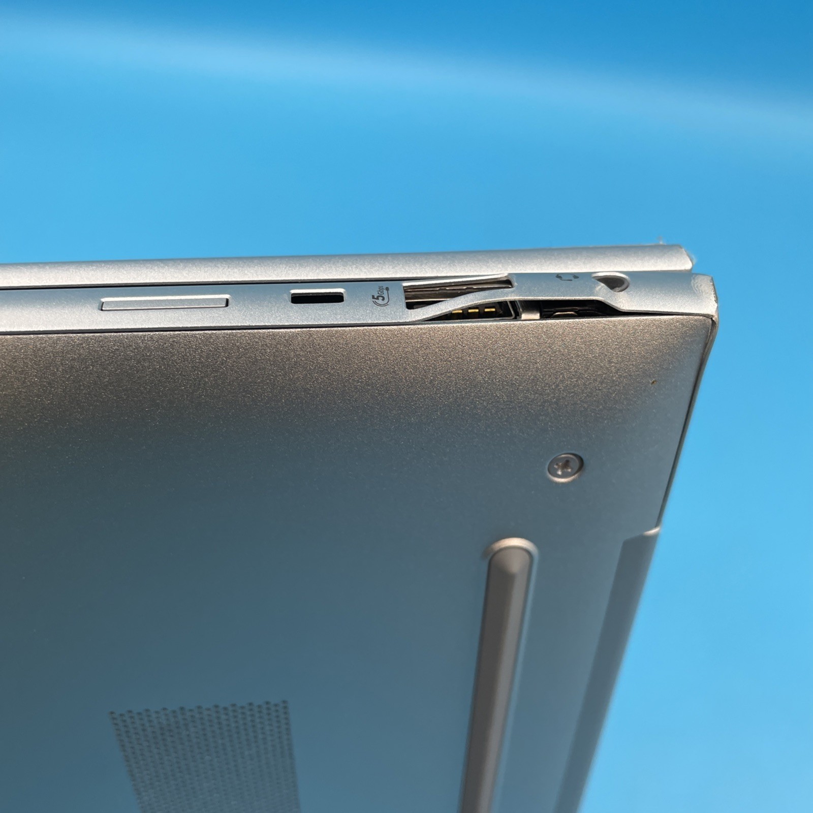 HP EliteBook 840 G11 | Ultra 5 135U | 32GB RAM | 512GB SSD | NO OS | 93%
