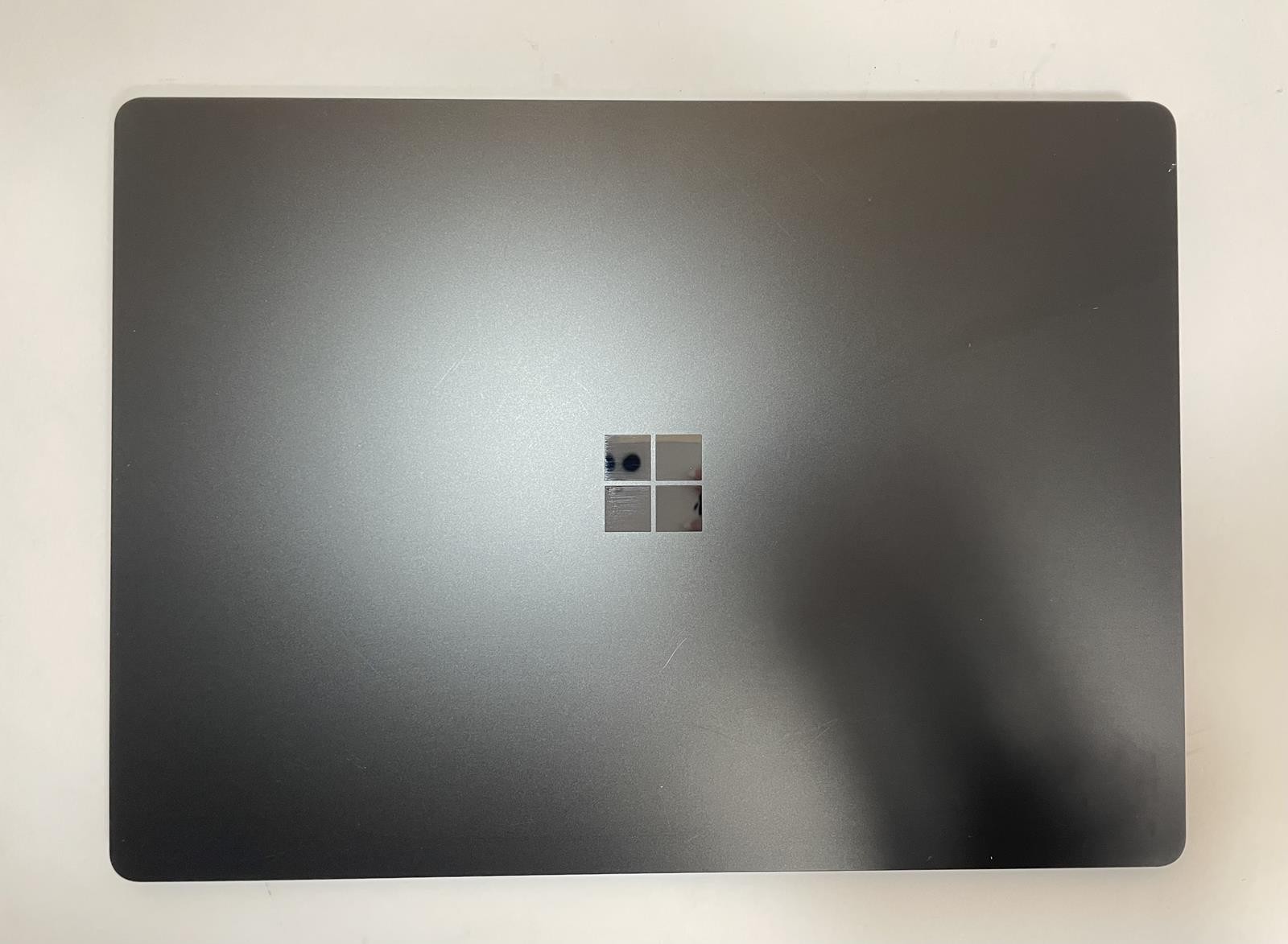 MICROSOFT Surface Laptop 3 13.5″ Core i7 1065G7 16GB 256GB NVMe Windows 11 -Good