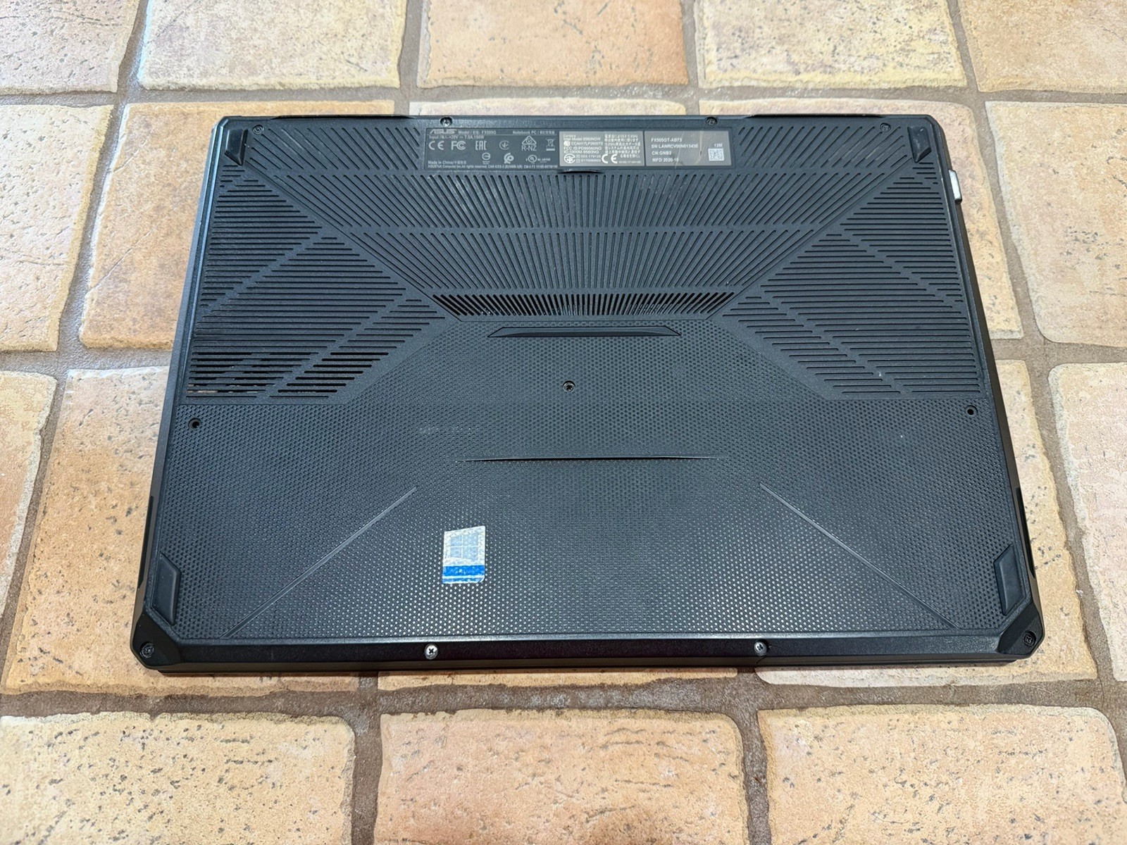 ASUS FX505GT Gaming Laptop 15.6″ i7-9750H 500GB HD GTX 1650 – NO POWER NO RAM
