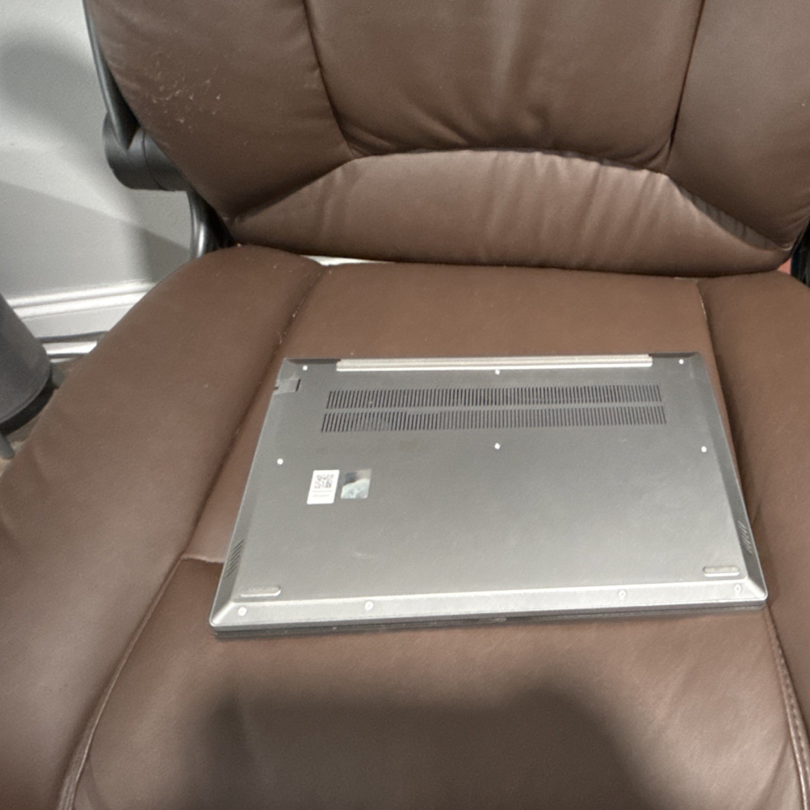 Lenovo ThinkBook 14″ Silver Laptop Windows, Webcam, Bluetooth, Wi-Fi, HDMI, USB