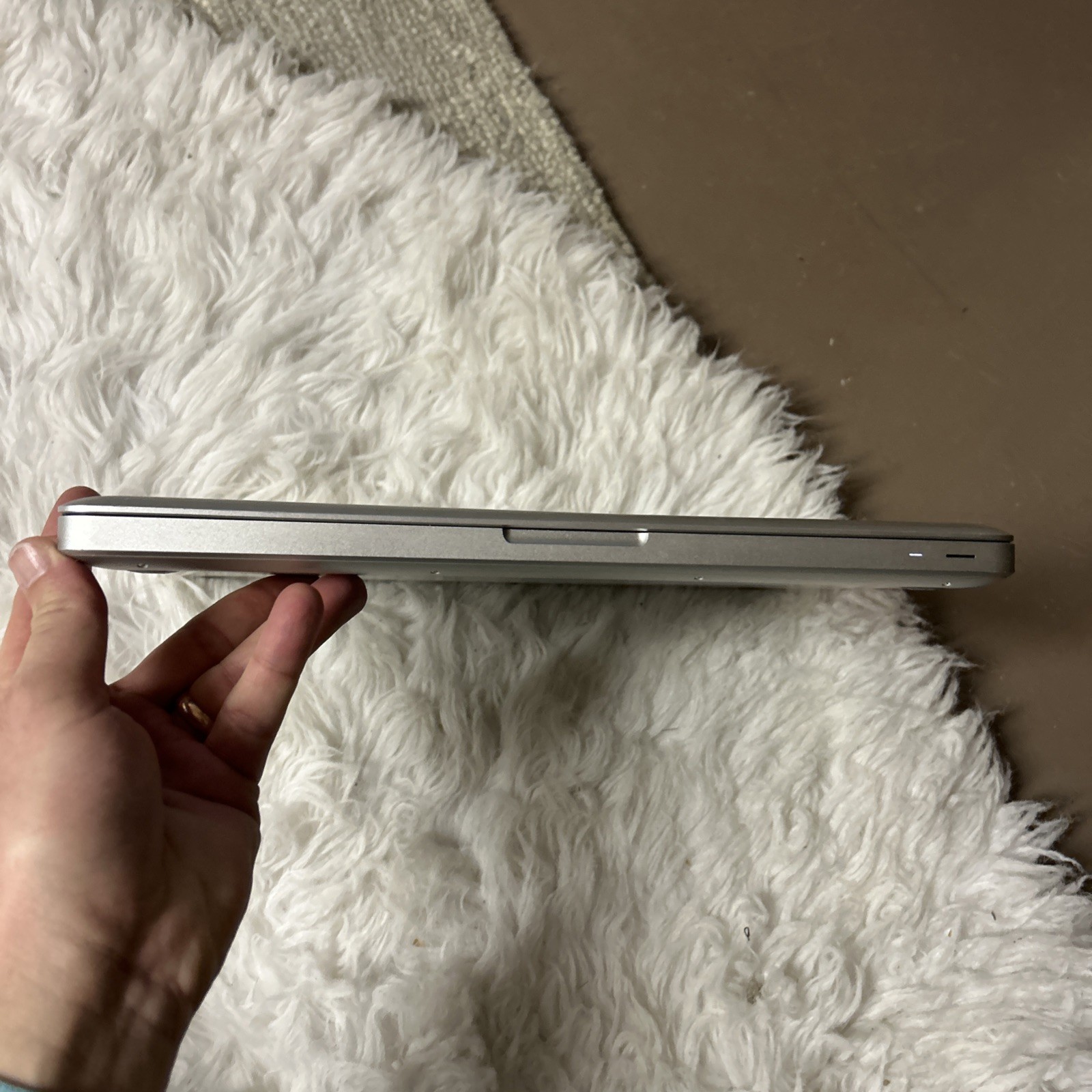 MacBook Pro (2011) Core i5 2.3GHz, 4GB RAM, 500GB HDD