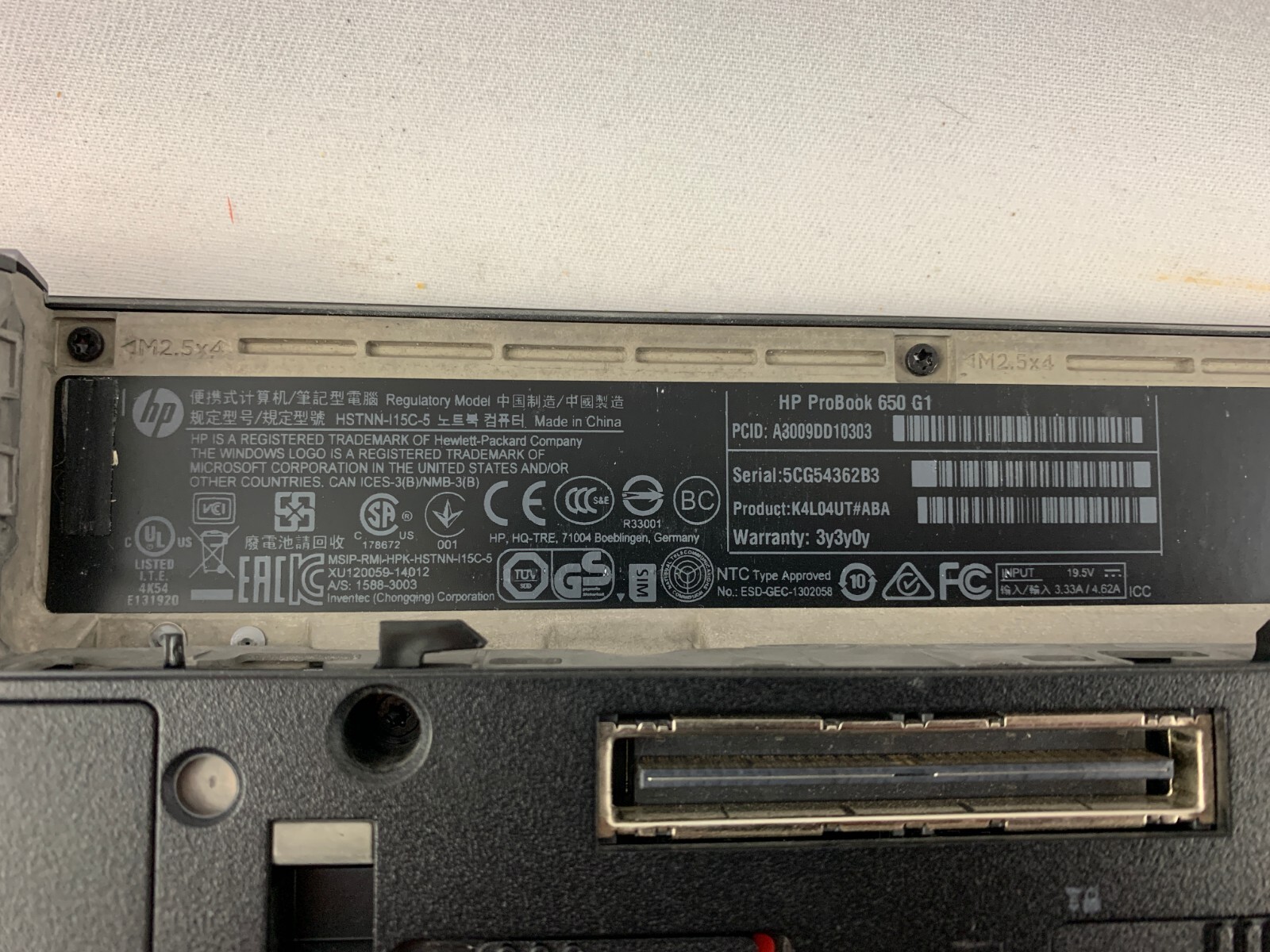 HP ProBook 650 G1 Laptop For Parts or Repairs, Powers On, Cracked Screen