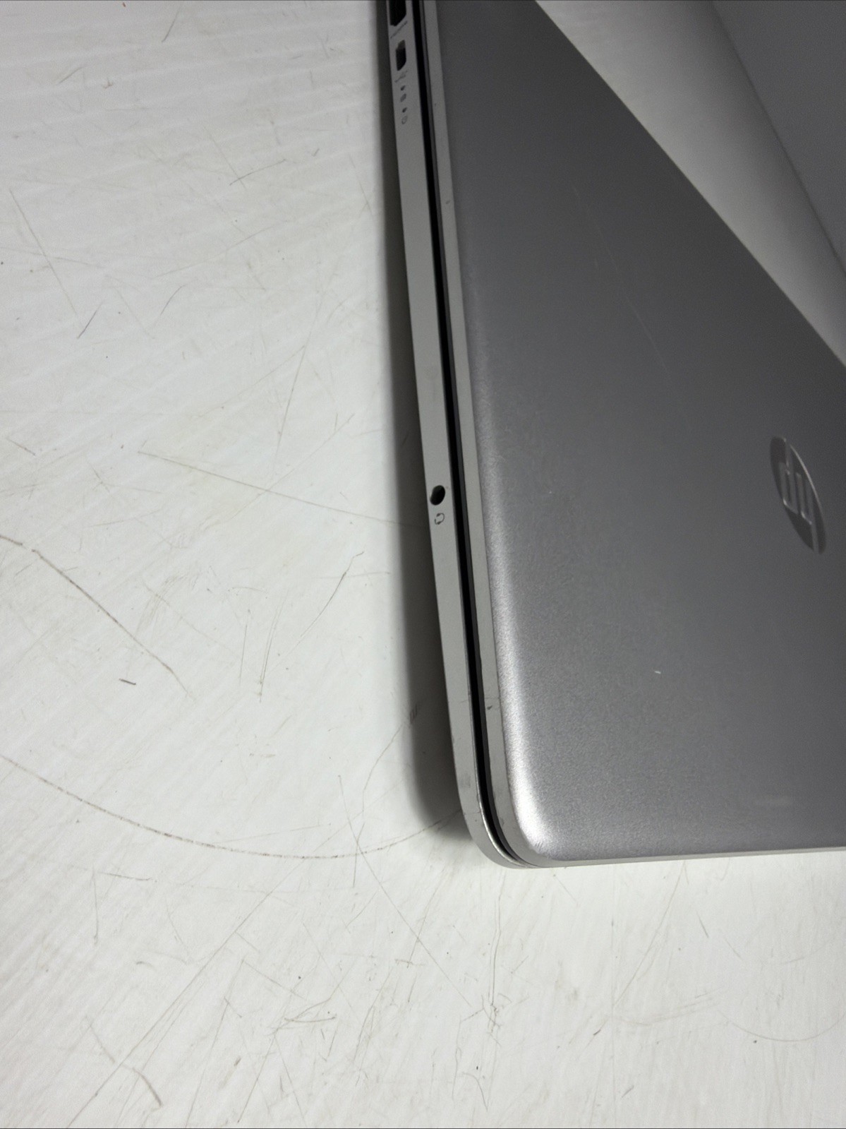 Hp Laptop 15-DW0xxx 15″ Laptop i5-8265U 4gb Ram No Drives Boots Bios No P/S